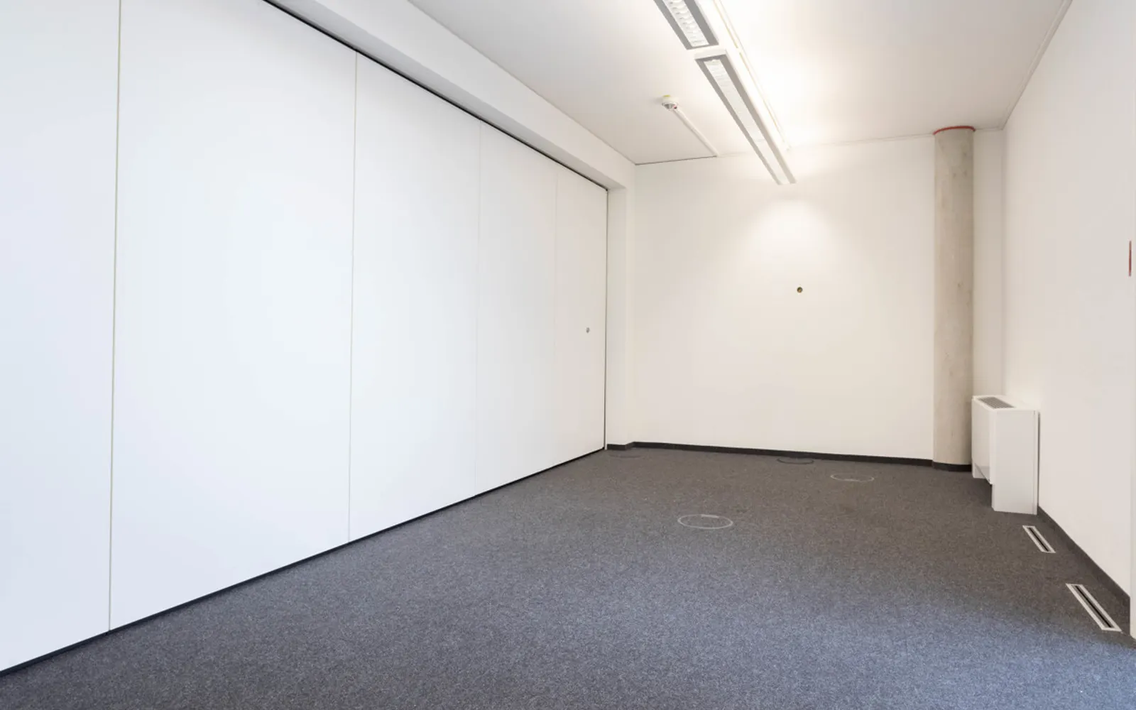 Große Bürofläche in modernem Geschäftsgebäude - Bild 22
