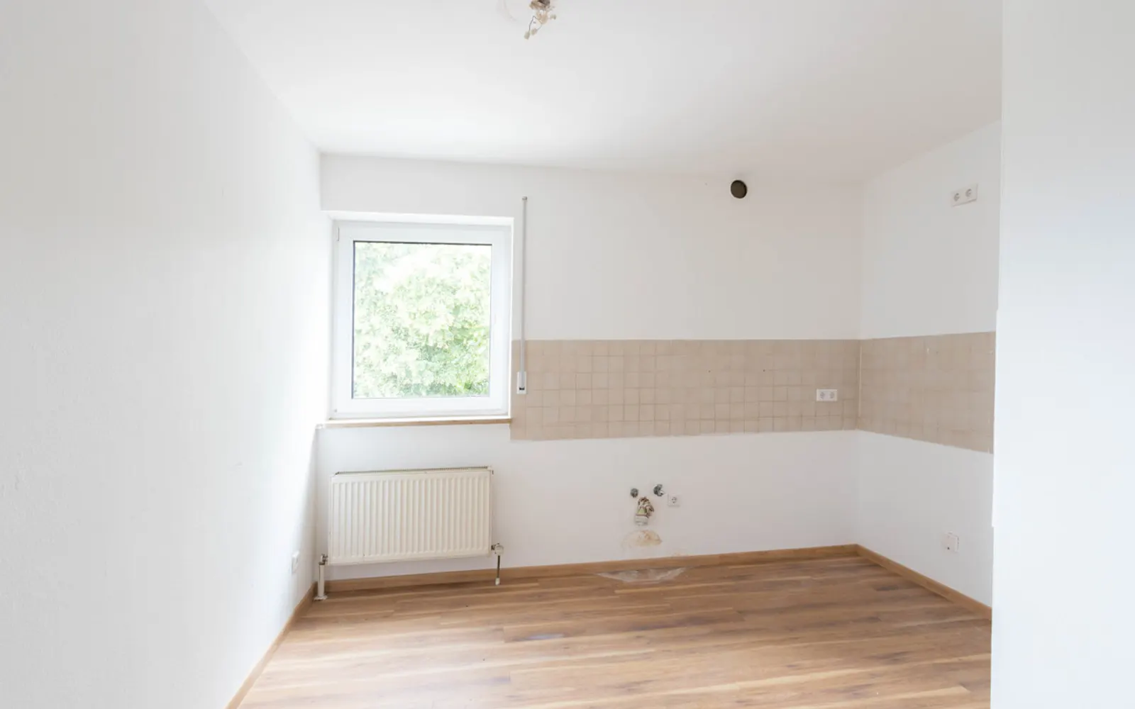 Charmante Maisonette Wohnung - 3-Zimmer mit Balkon, eigener Garage und Stellplatz - Bild 10
