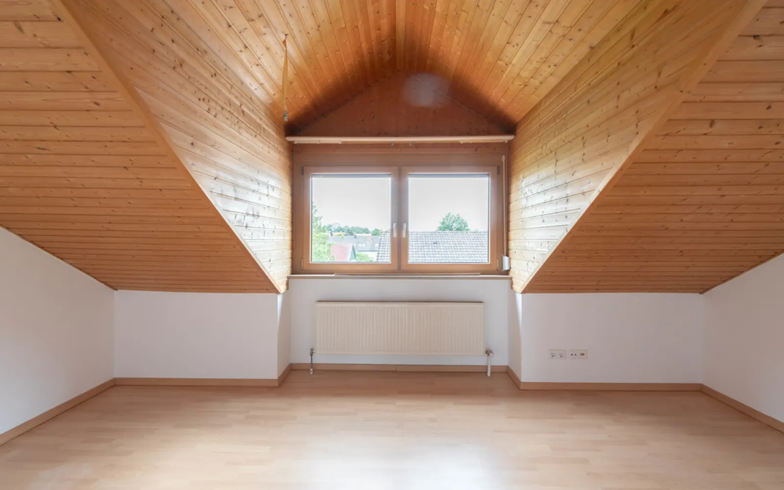 Charmante Maisonette Wohnung - 3-Zimmer mit Balkon, eigener Garage und Stellplatz - Bild 5