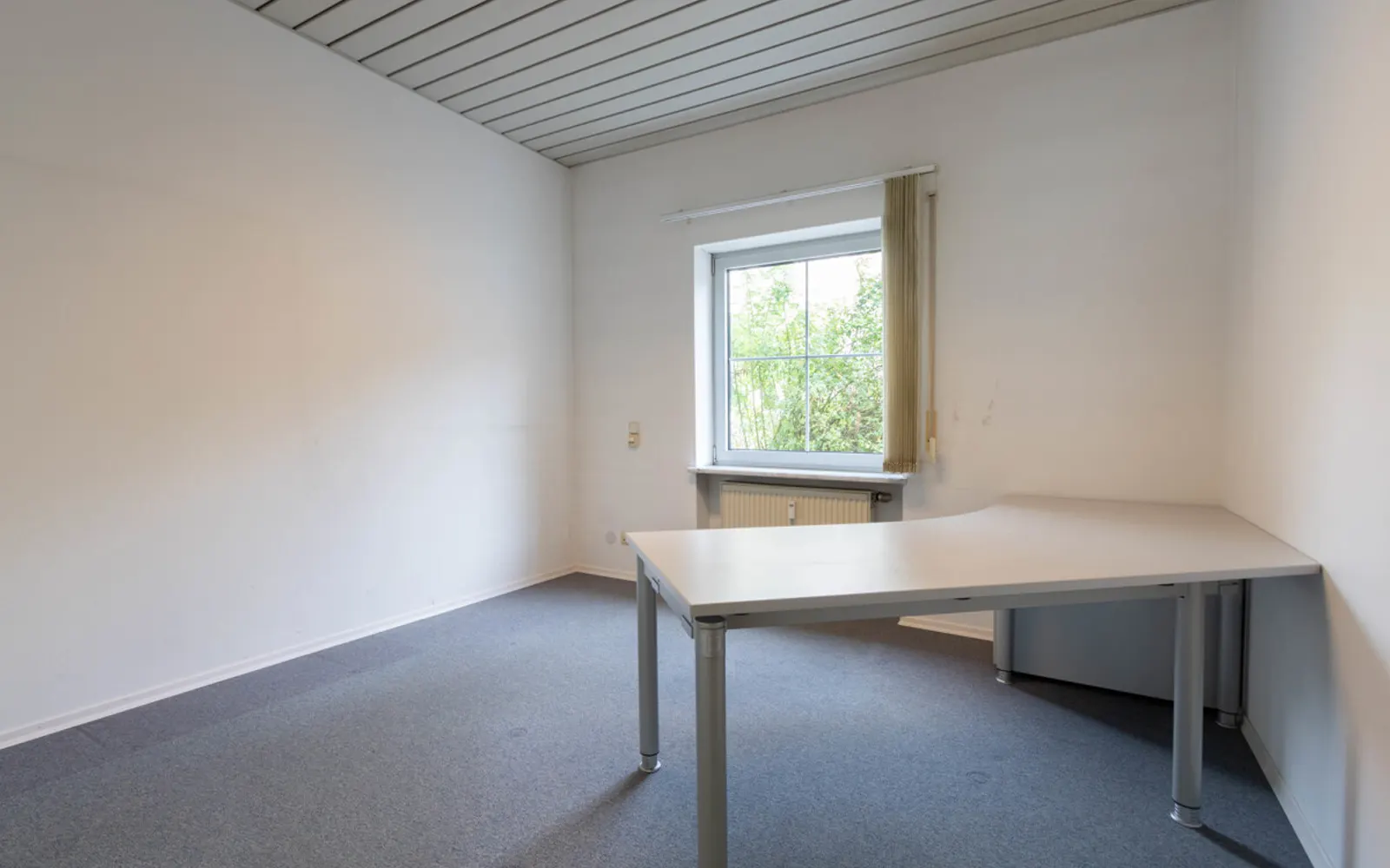 Büro oder Gewerbe in verkehrsgünstiger Lage nahe Klinikum - Bild 7