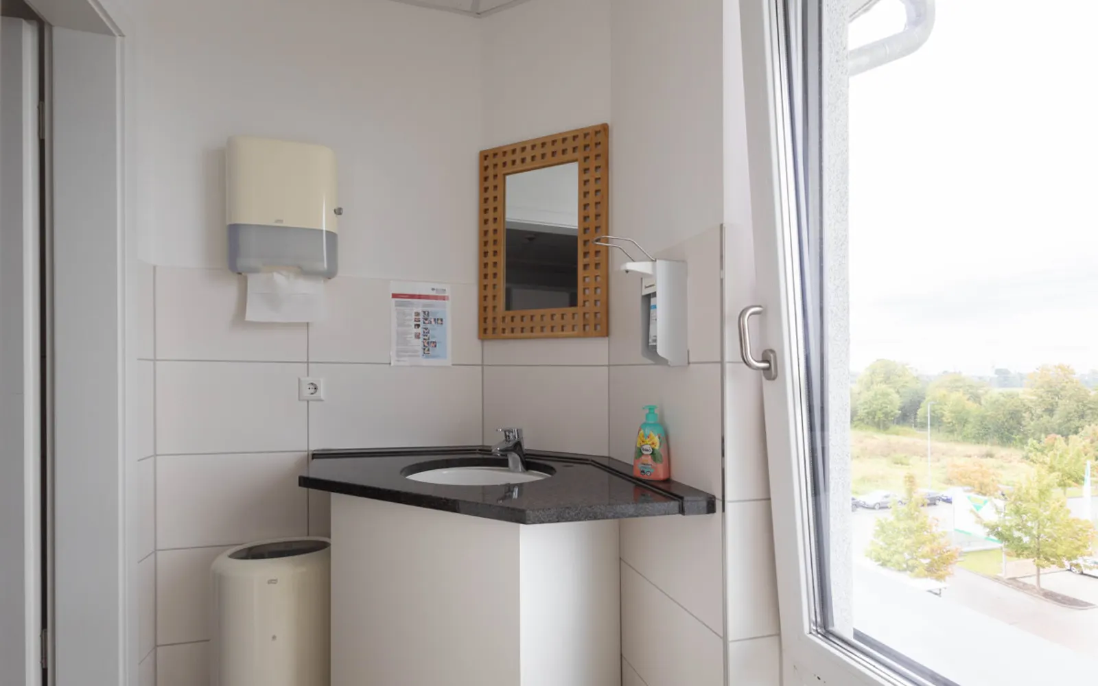 Moderne Bürofläche nähe Ingolstadt Village - Bild 8