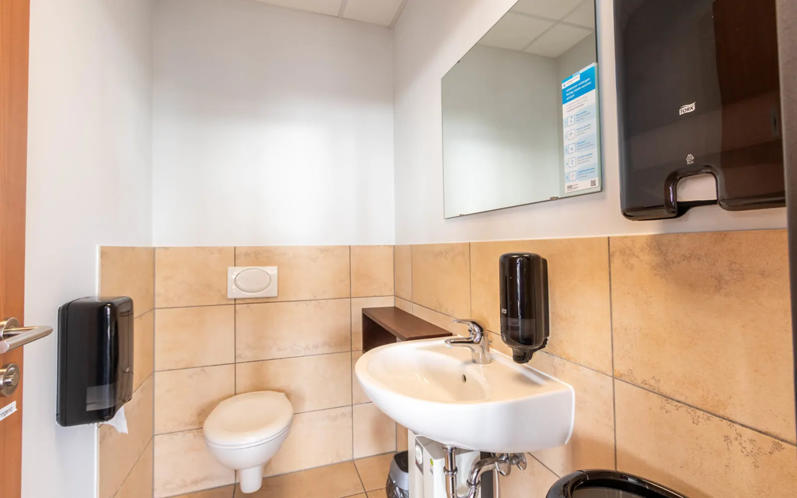 Büro mit Penthouse-Charakter - Bild 15