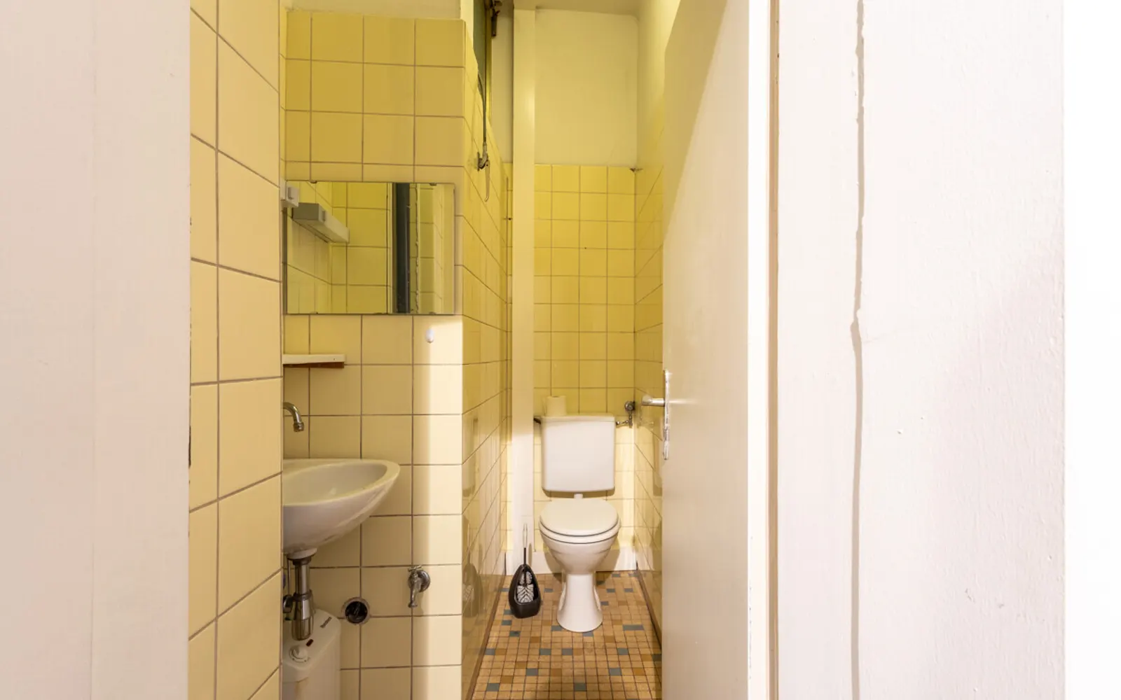 Zentrale Ladenfläche in der Altstadt - Bild 6