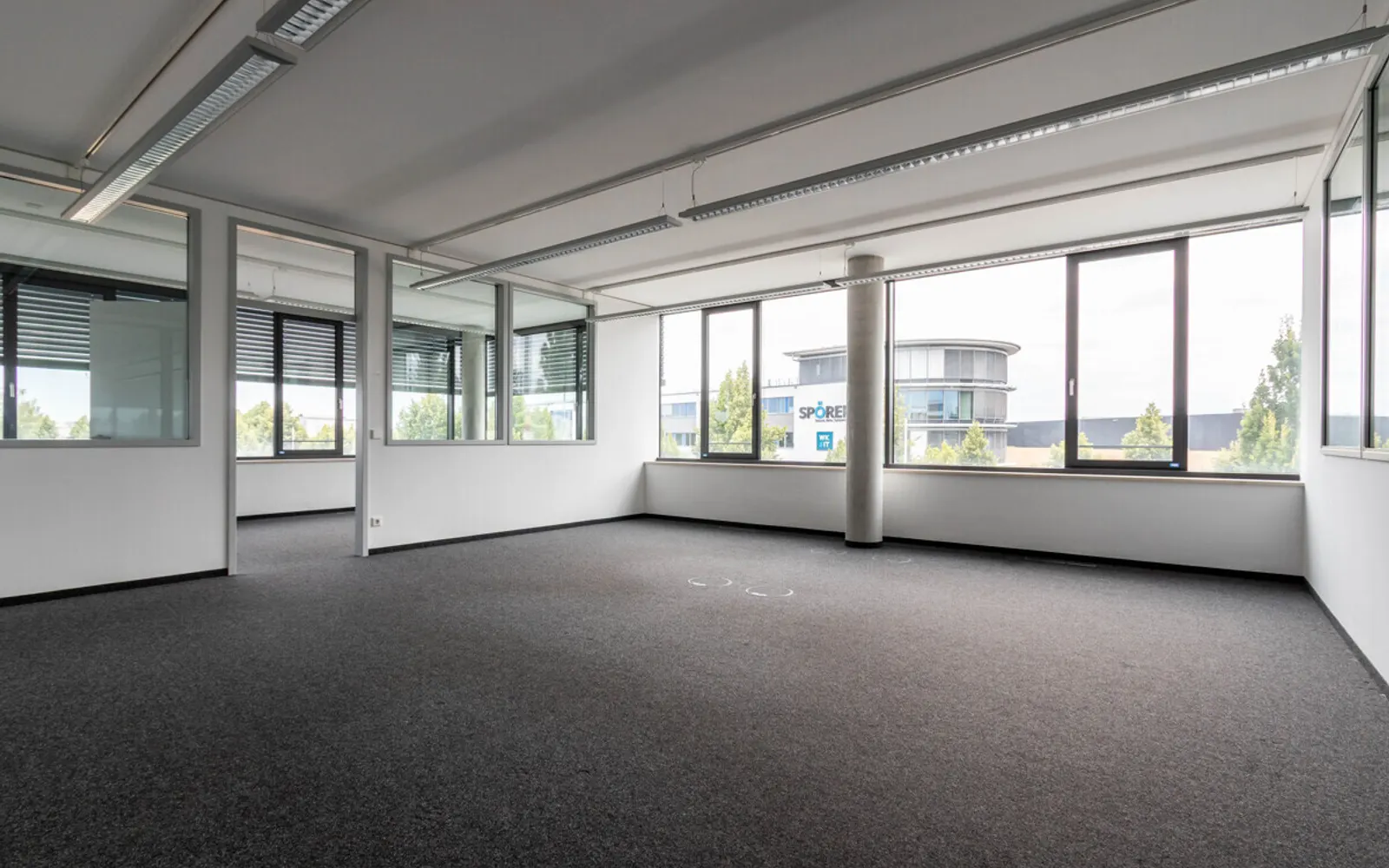 Große Bürofläche in modernem Geschäftsgebäude - Bild 5