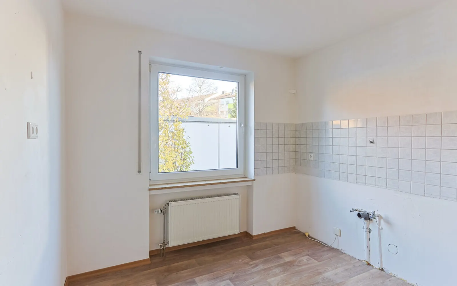 Charmantes Reihenmittelhaus mit viel Potenzial - Bild 6
