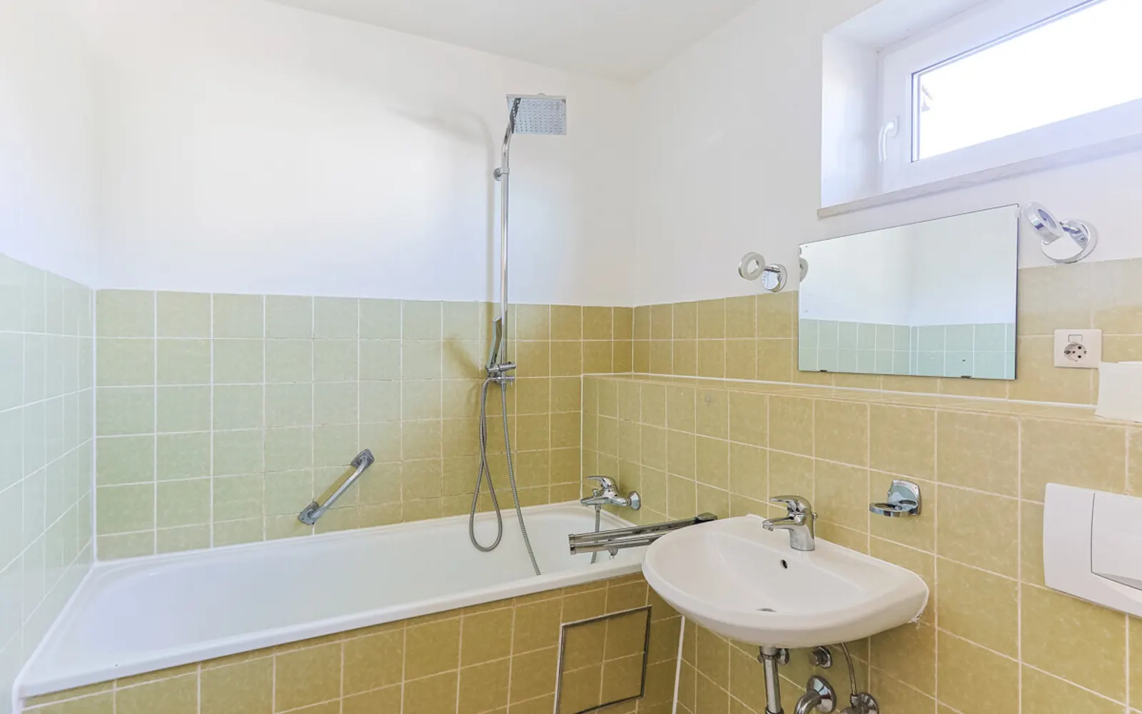 Charmantes Reihenmittelhaus mit viel Potenzial - Bild 14