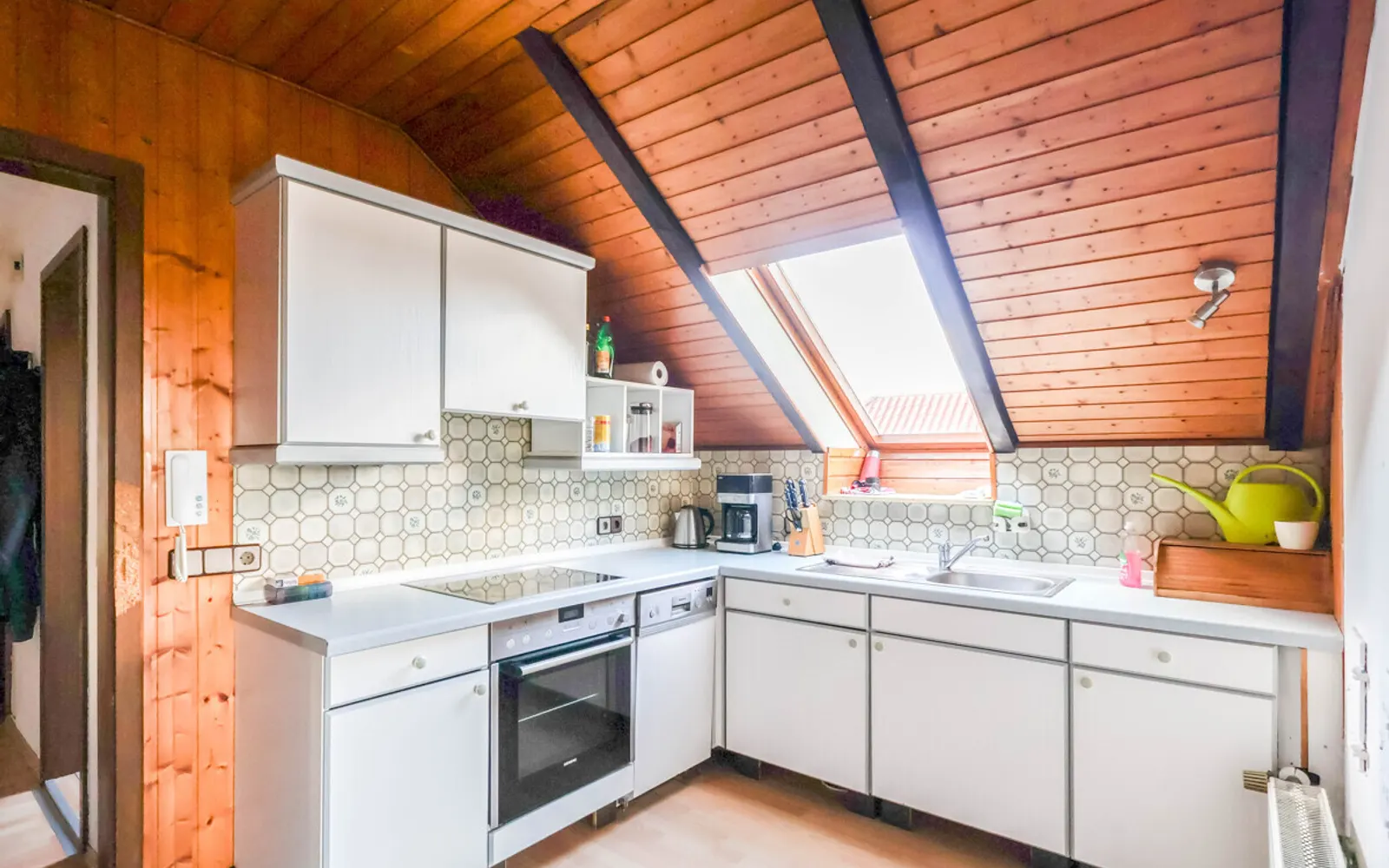 Sofort bezugsfreie 3-Zimmer-Wohnung mit Balkon in ruhiger Lage von Gaimersheim! - Bild 5