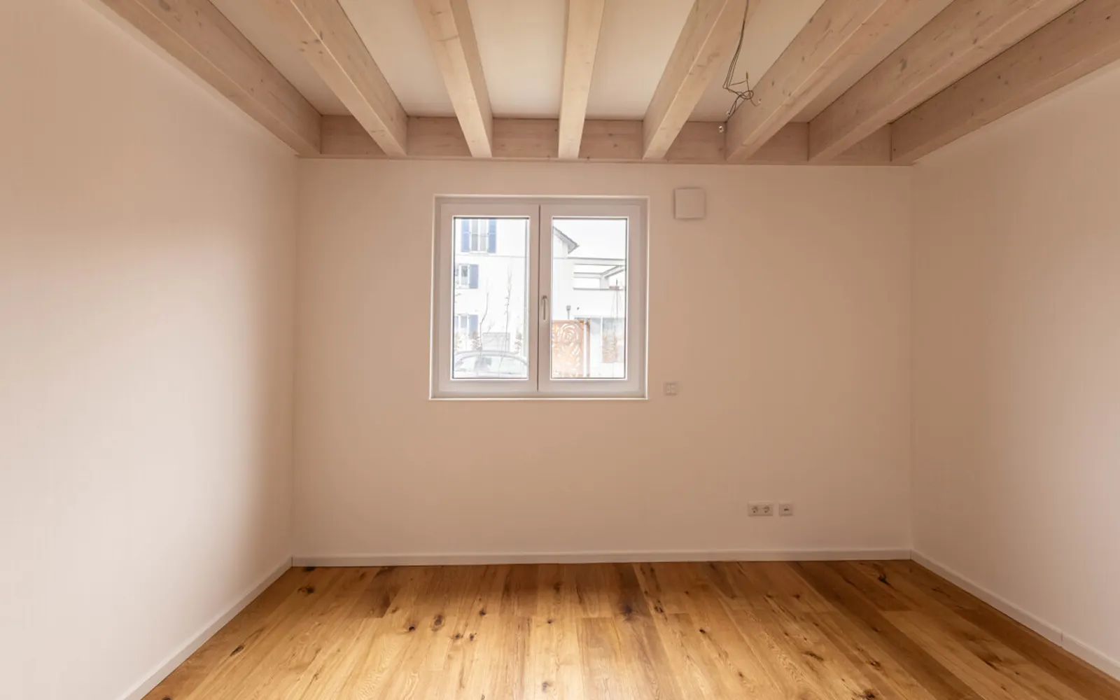 Hochwertige Neubauwohnung mit Terrasse und Garten in ruhiger Lage von Gaimersheim! - Bild 7