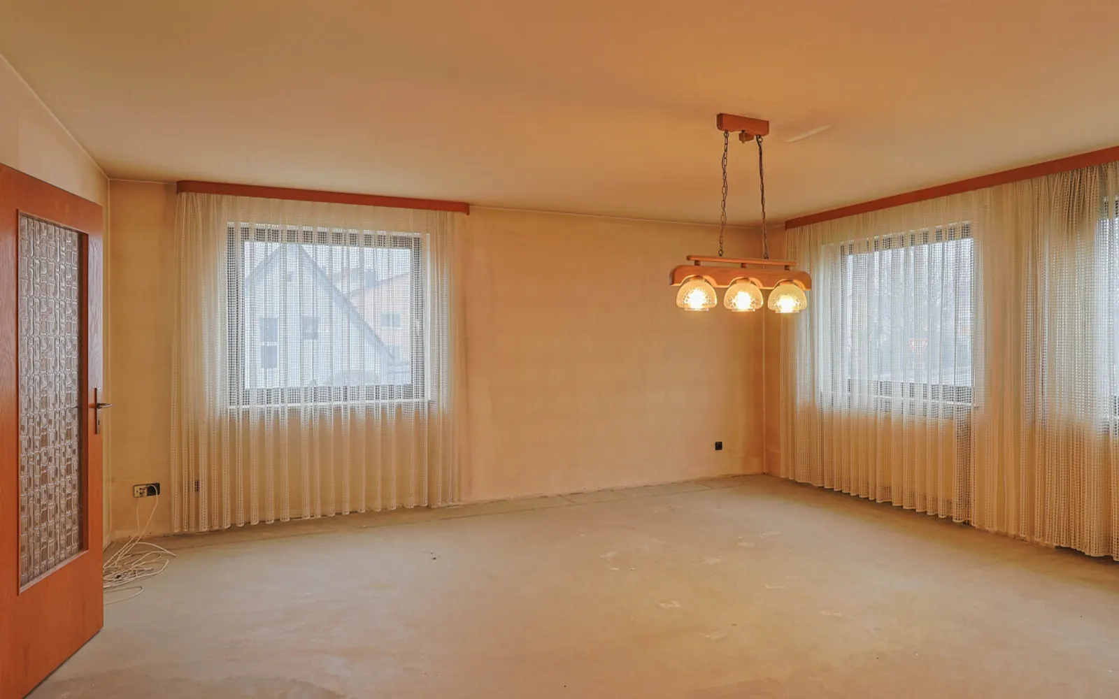 Handwerker gesucht - Reihenendhaus in Wettstetten mit großem Entwicklungspotenzial! - Bild 9
