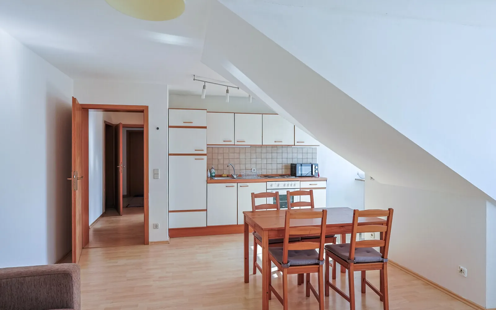 Gemütliche 2-Zimmer-Wohnung Nähe Klinikum - Bild 5