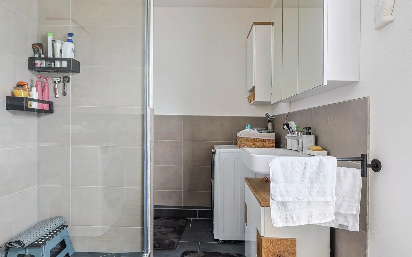 Wohnen an der Donau – stilvolle 2,5-Zimmer-Wohnung in bester Lage - Bild 9