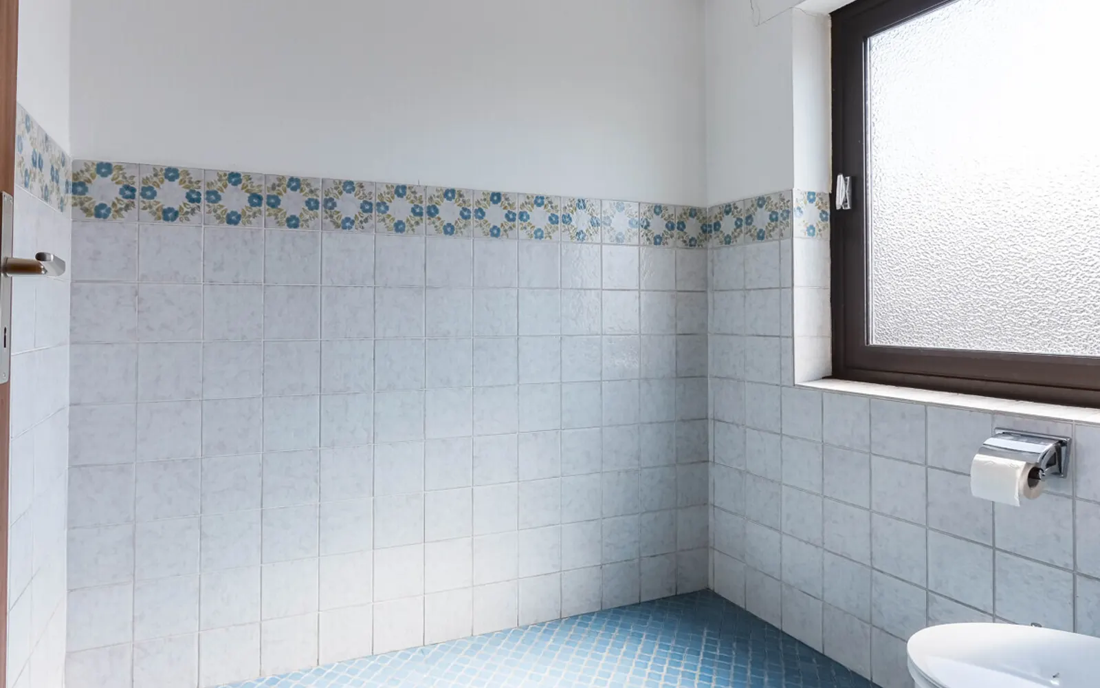 Dreifamilienhaus mit Hinterliegergrundstück in Ingolstadt-Süd - Bild 10