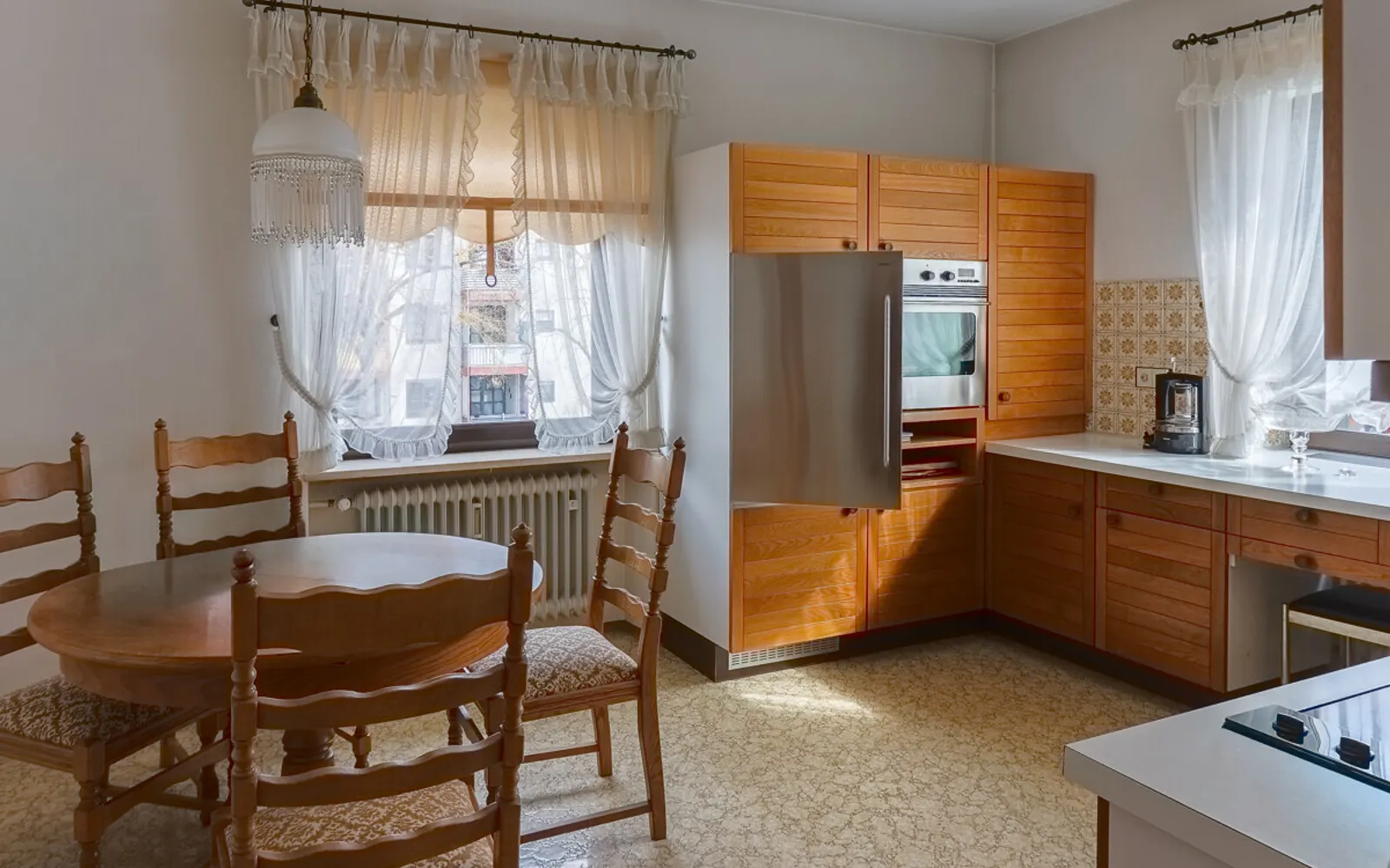 Dreifamilienhaus mit Hinterliegergrundstück in Ingolstadt-Süd - Bild 4