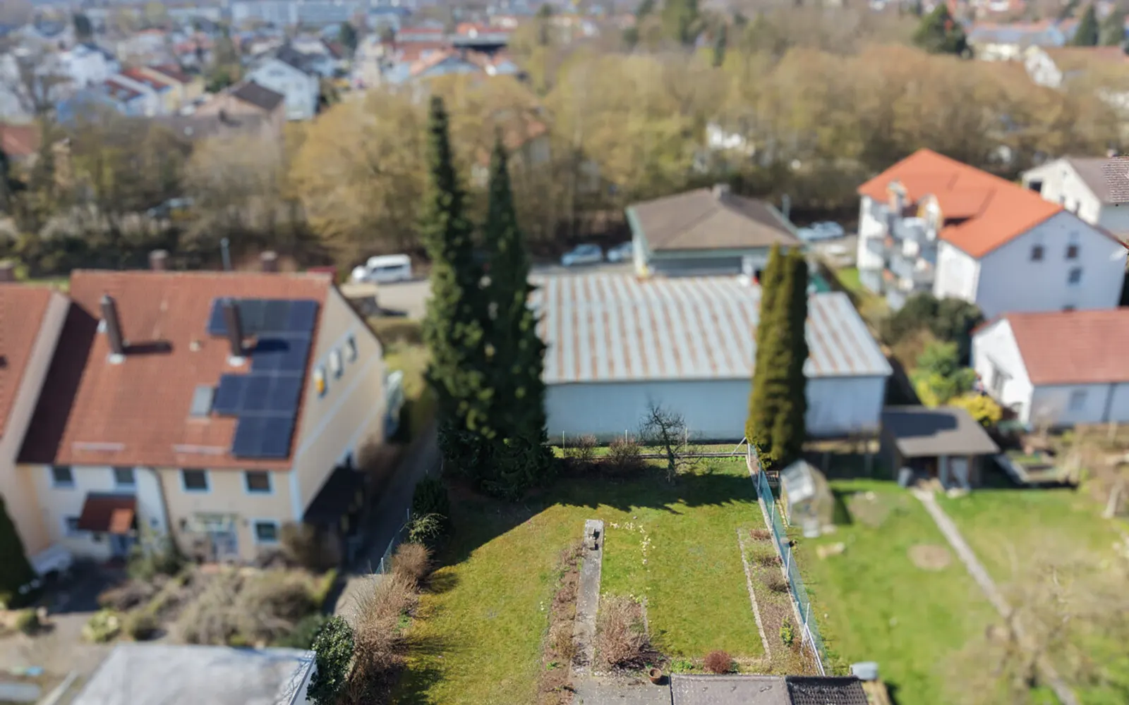 Attraktives Baugrundstück in geschützter Hinterlage - Bild 3