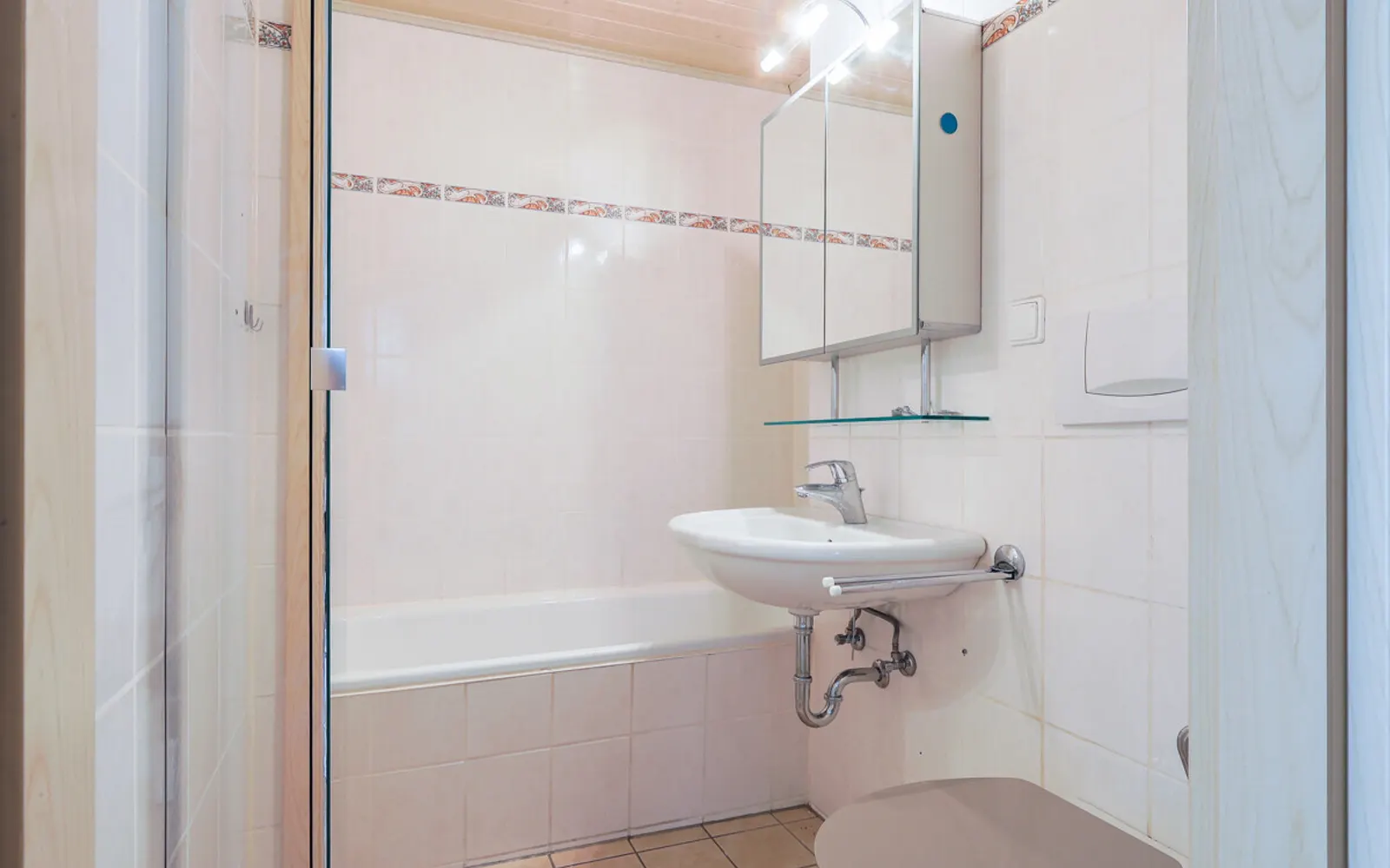 Wohnen mit Urlaubsflair: 3-Zimmer-Wohnung in Ingolstadt mit Gemeinschaftspool - Bild 9