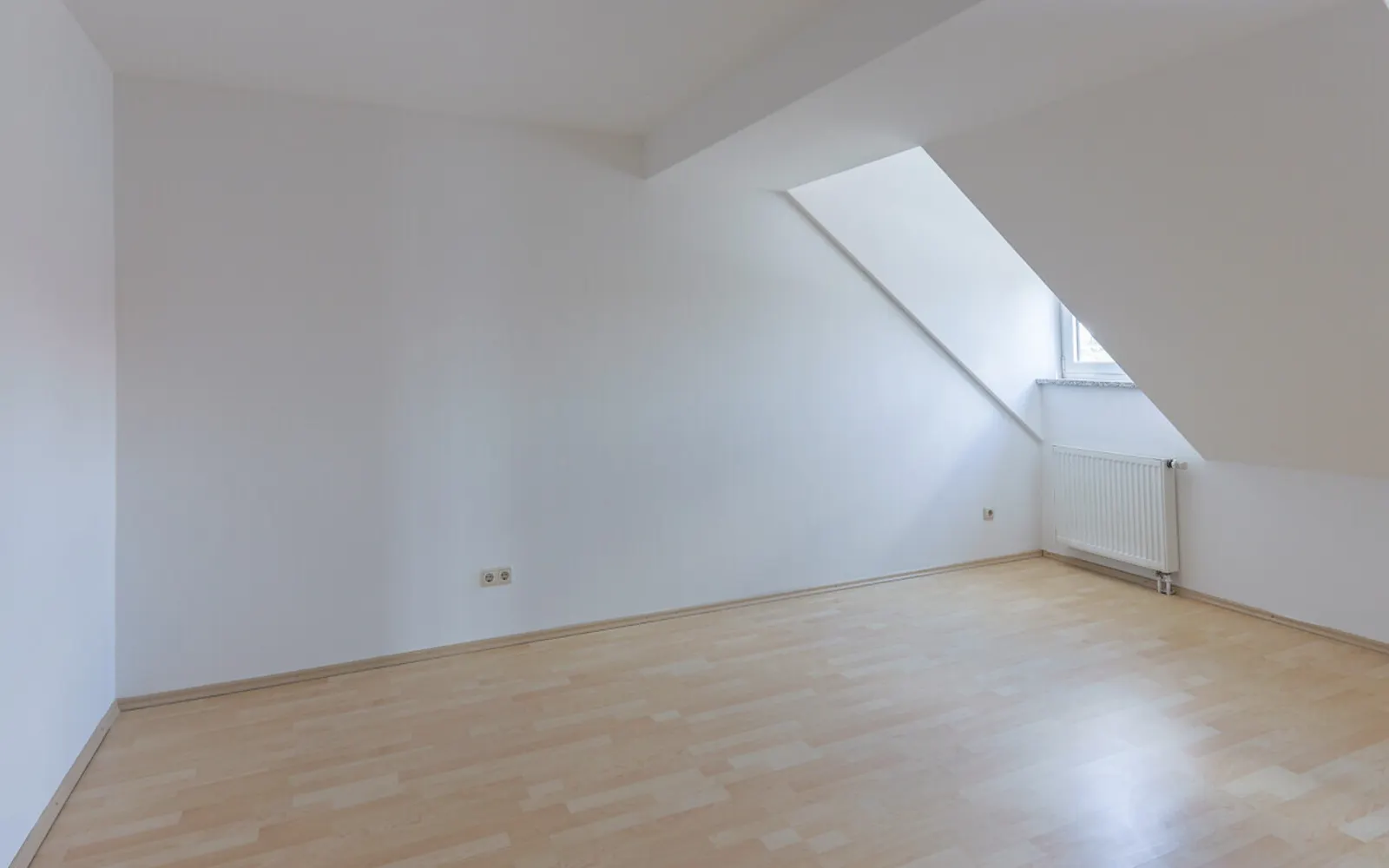 Stilvolle 3-Zimmer-Wohnung mit Wohlfühlcharakter - Bild 3