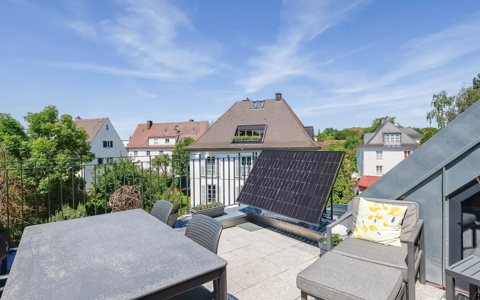 Exklusive Wohnung über zwei Etagen - Bild 7