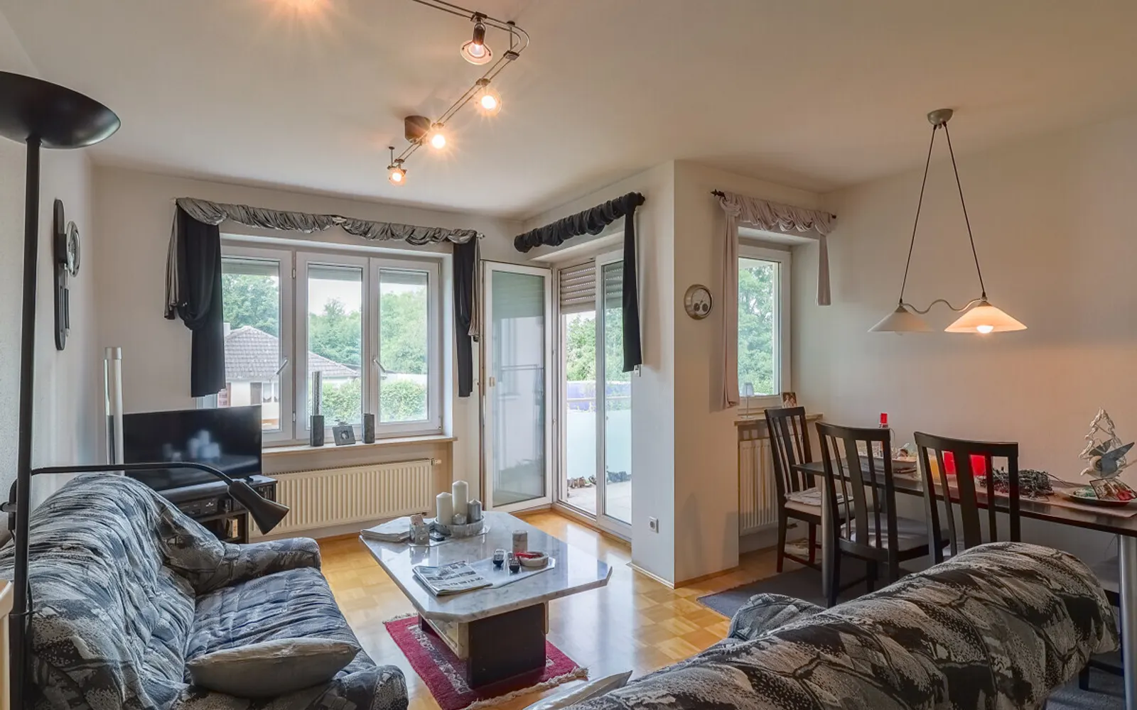 Gut geschnittene 3-Zimmer-Wohnung mit Balkon fußläufig zum Hauptbahnhof - Bild 2