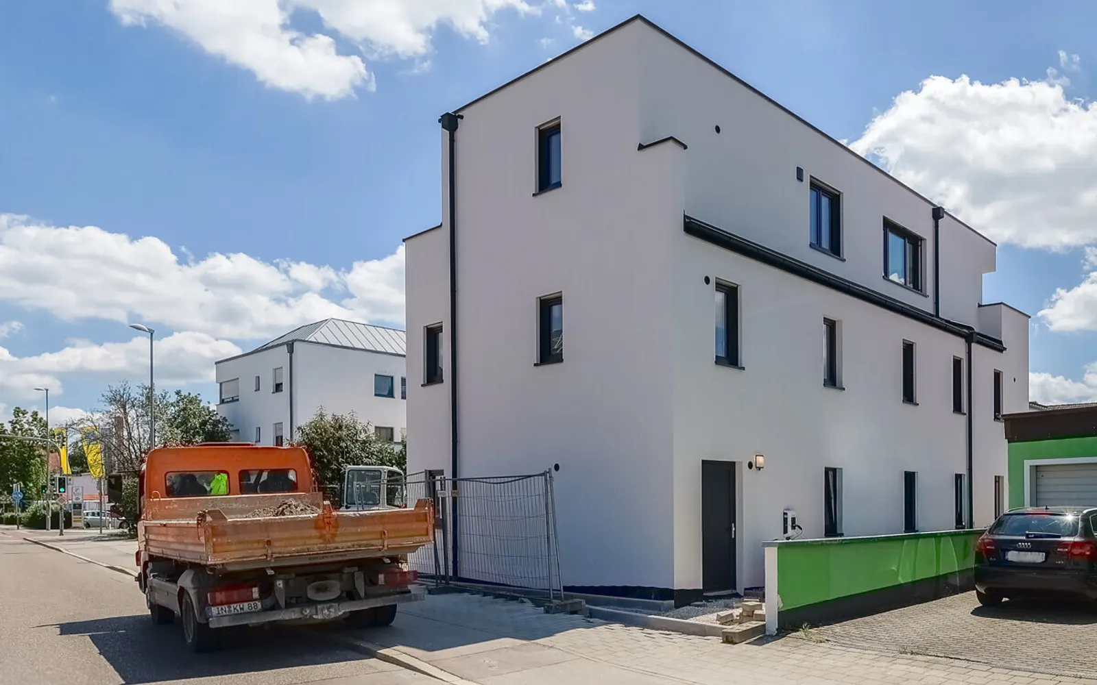 Neuwertige 3-Zimmer-Wohnung auf 2 Etagen in zentraler Lage - Bild 1