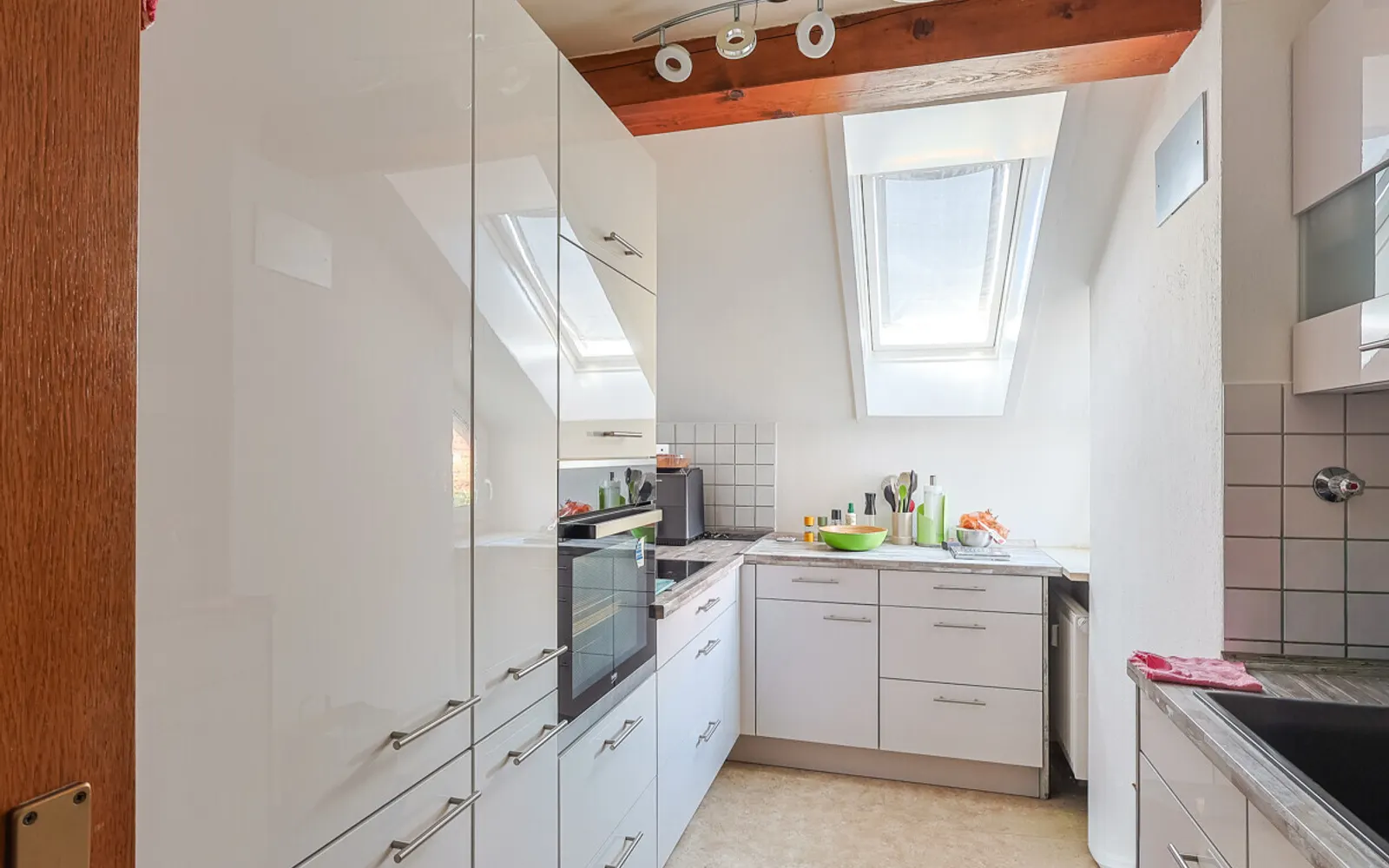 2-Zimmer-Wohnung mit großer Loggia in Friedrichshofen - Bild 6