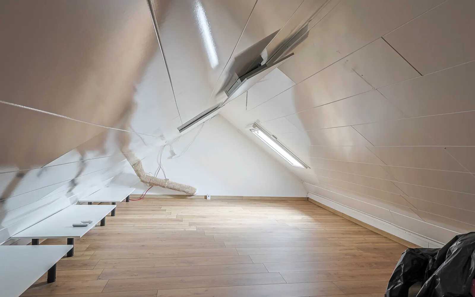 2-Zimmer-Dachgeschosswohnung in gefragter Südlage - Bild 13
