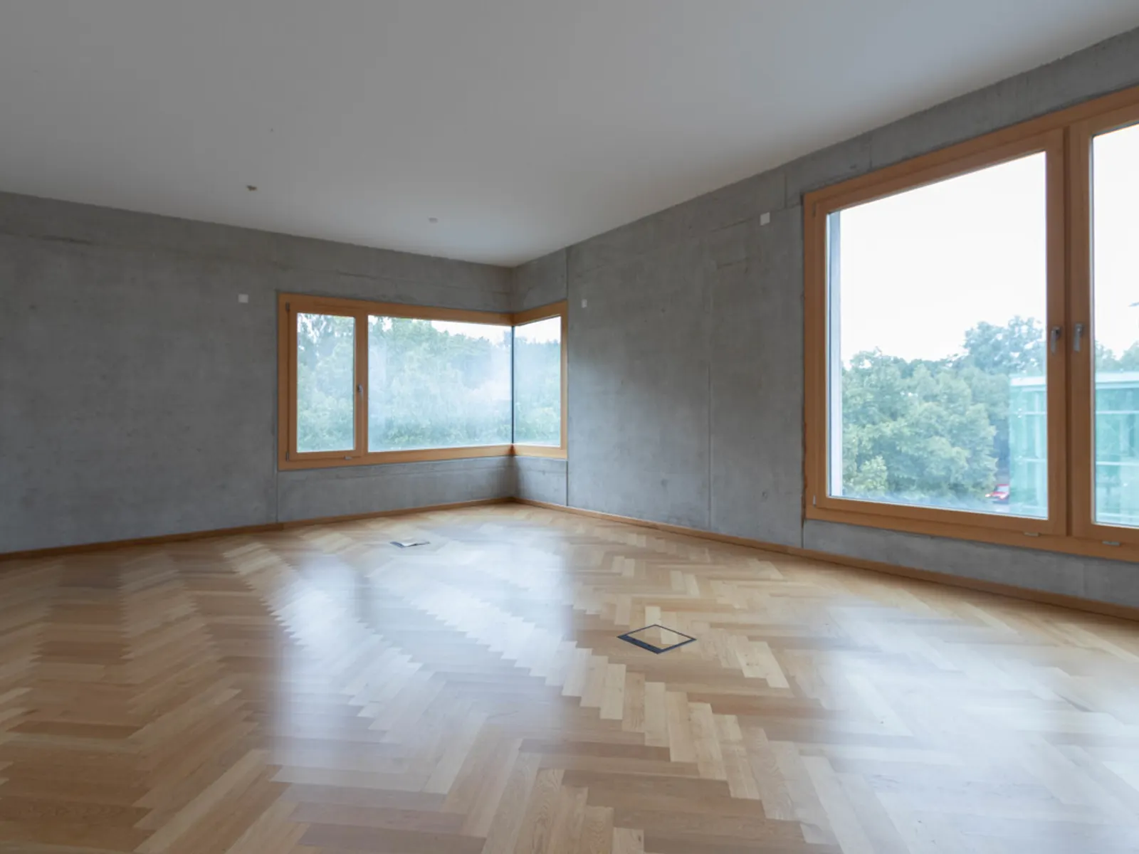 Helle Büroräume mit Einbauküche und Badezimmer - Bild 5