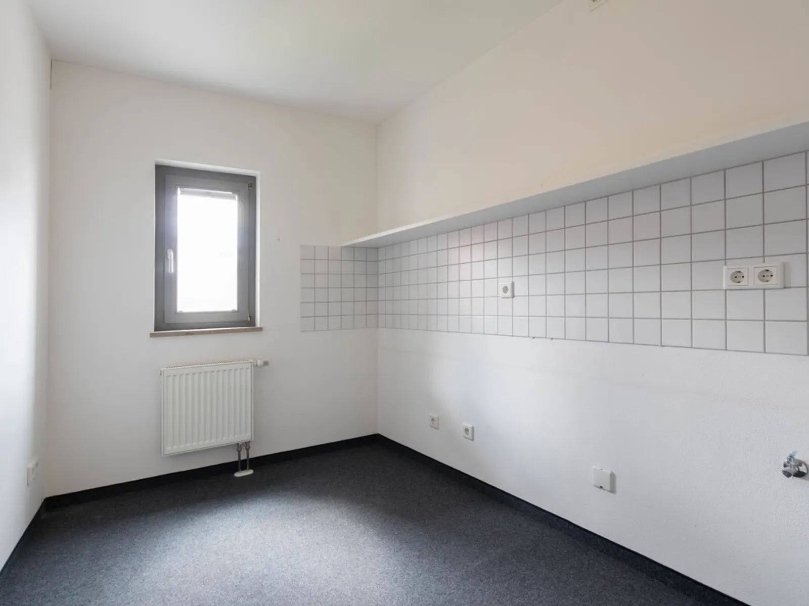 Schöne Bürofläche in der Altstadt inkl. TG-Stellplätze - Bild 10