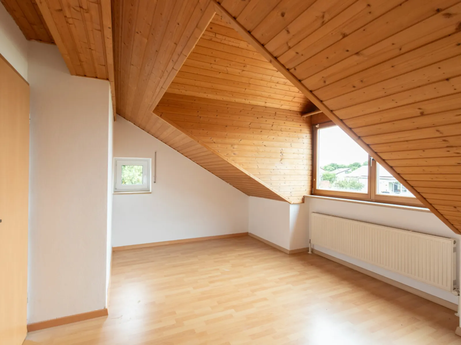 Charmante Maisonette Wohnung - 3-Zimmer mit Balkon, eigener Garage und Stellplatz - Bild 13