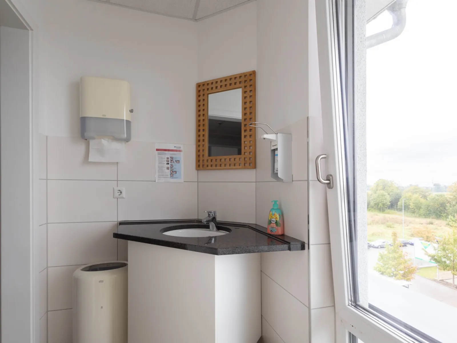 Moderne Bürofläche nähe Ingolstadt Village - Bild 8