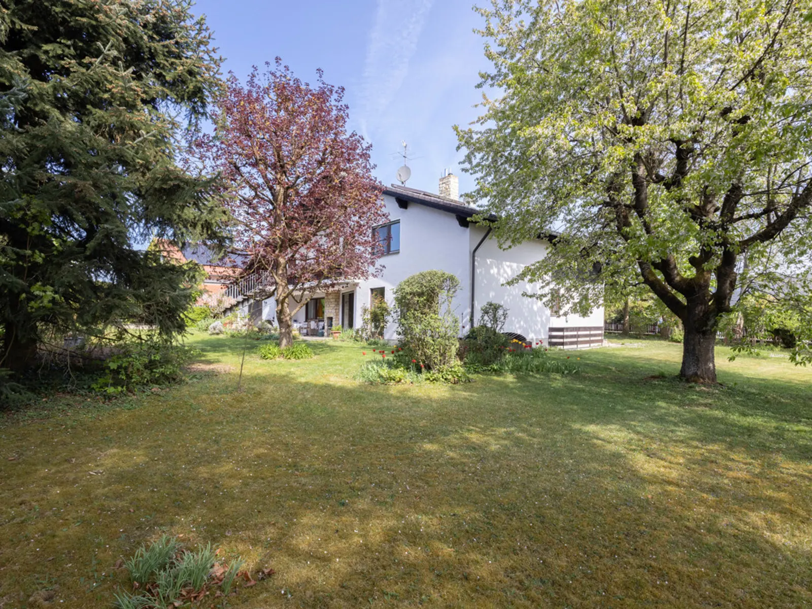 Gepflegtes großzügig angelegtes Einfamilienhaus - Bild 13