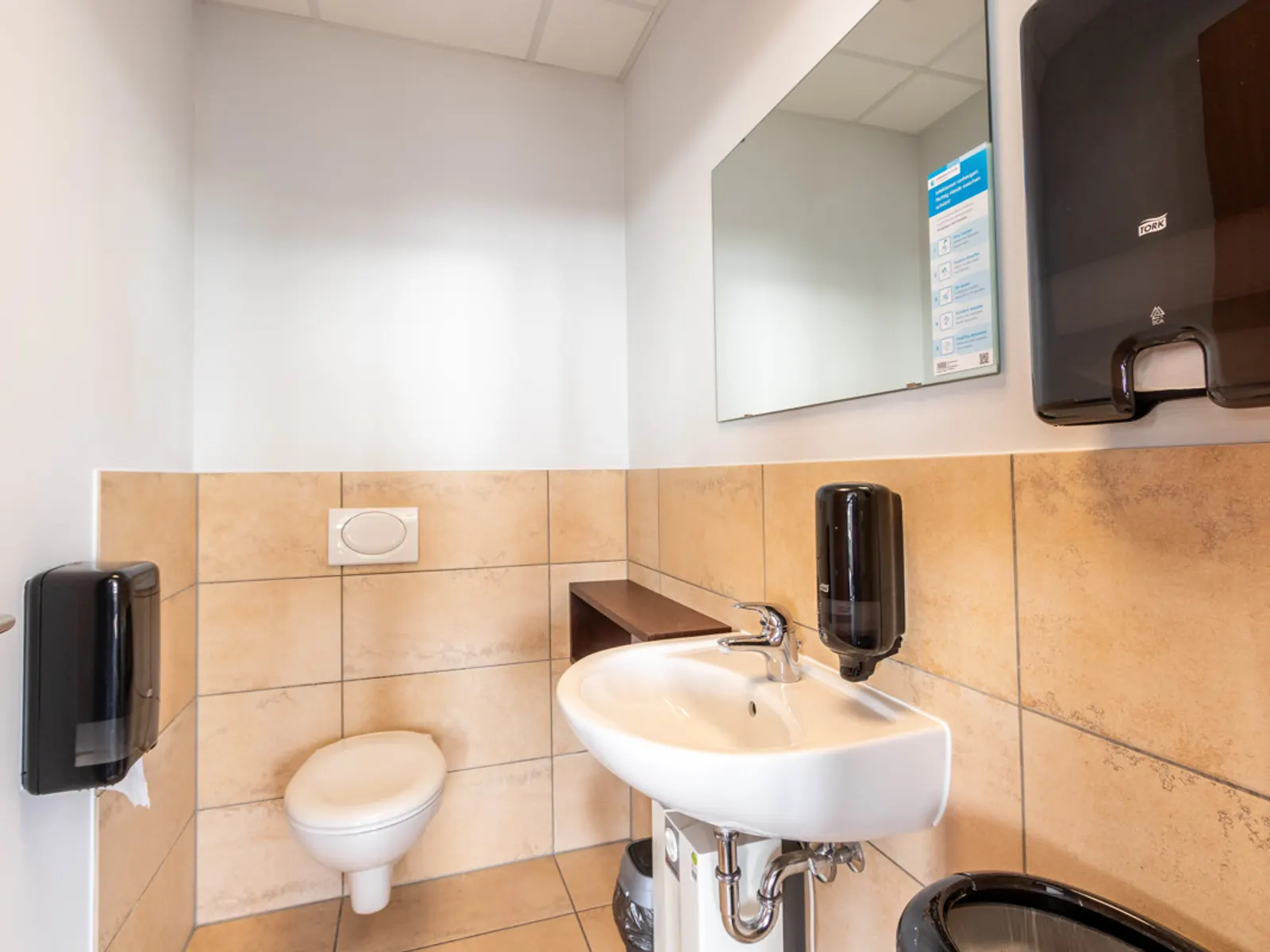 Büro mit Penthouse-Charakter - Bild 15