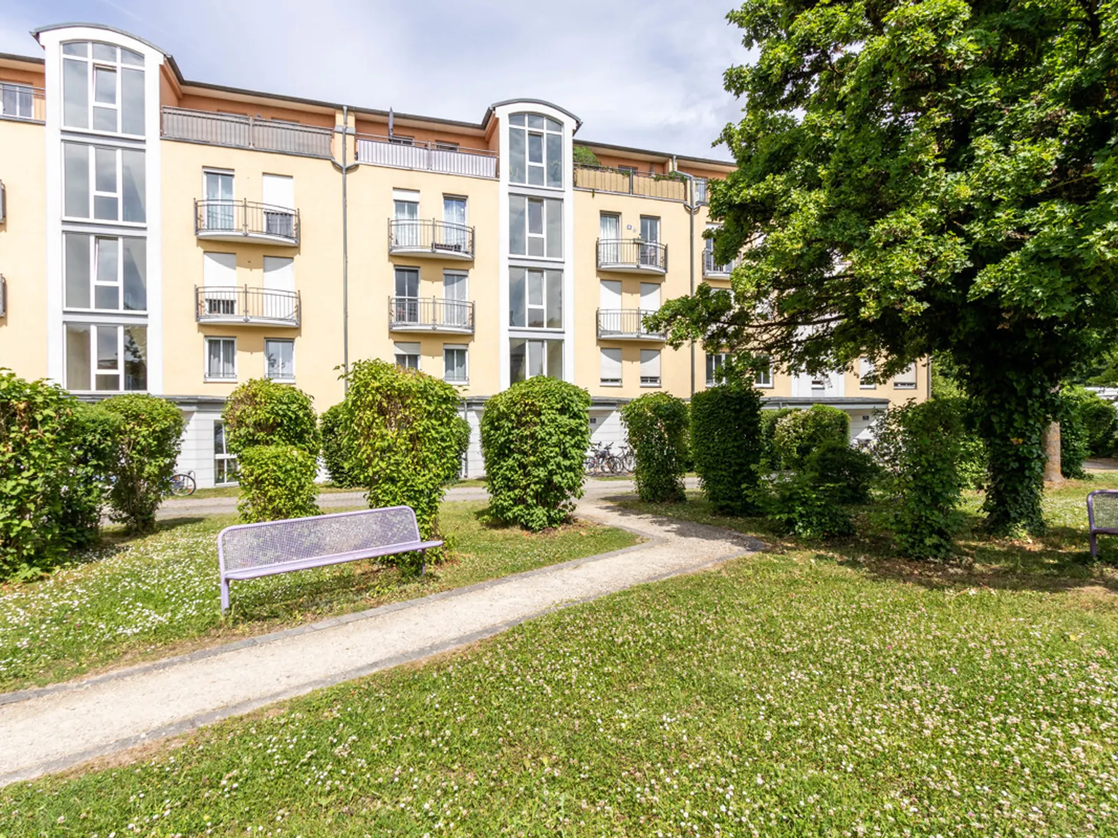 3-Zimmer-Wohnung mit zwei Balkonen nähe Luitpoldpark - Bild 1