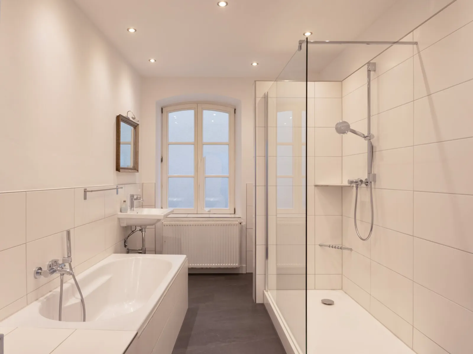 Historisches Schmuckstück mit 3,5 Zimmern in bester Altstadtlage - Bild 9