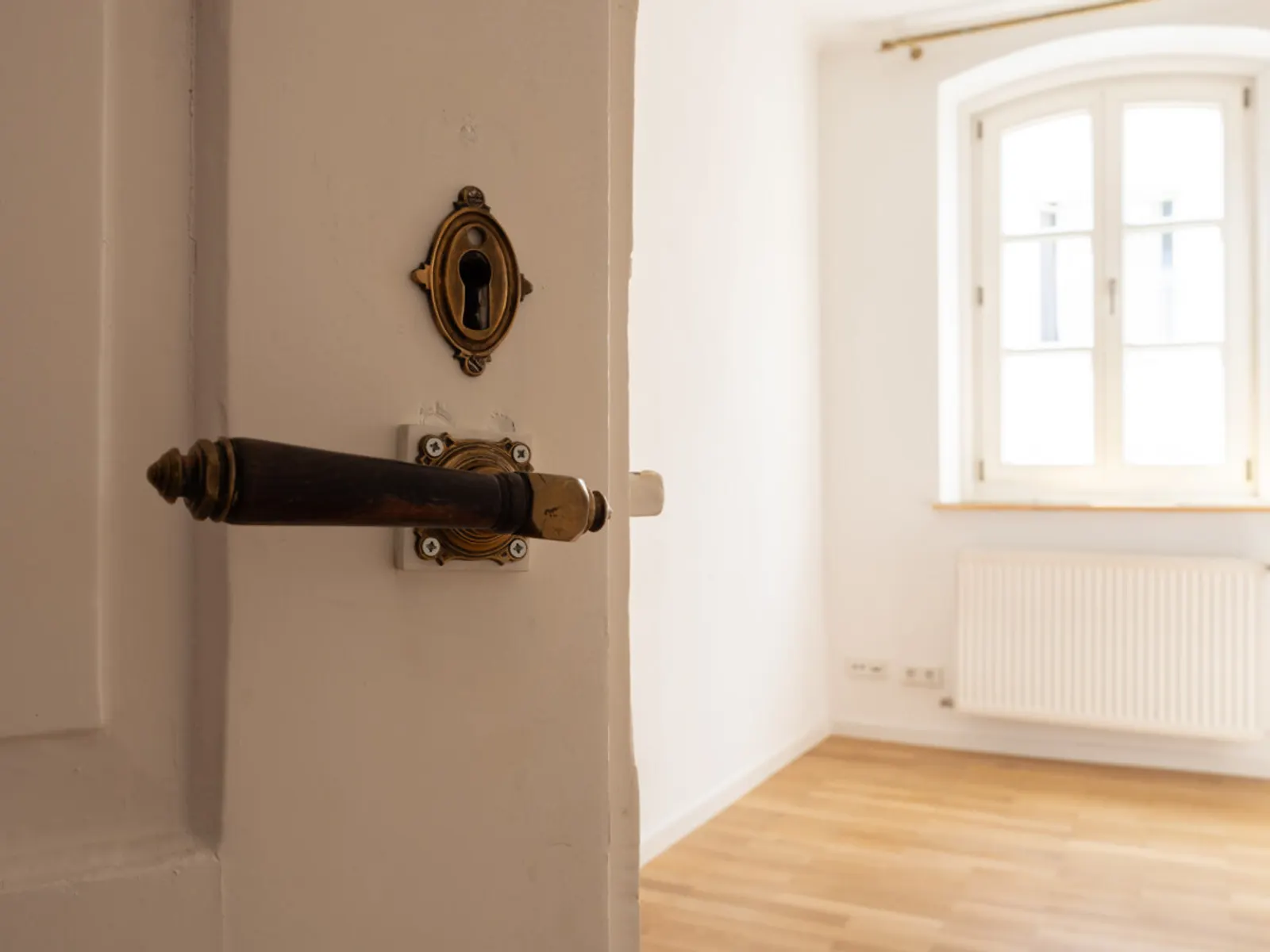 Historisches Schmuckstück mit 3,5 Zimmern in bester Altstadtlage - Bild 13