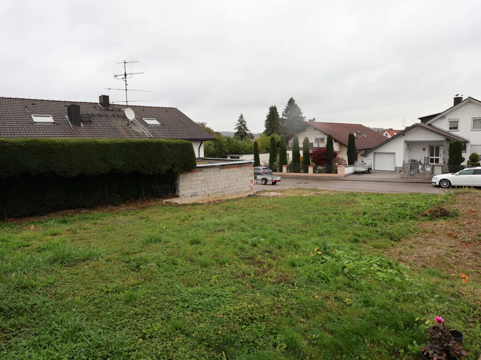 Traumhaftes Grundstück für eine DHH in begehrter Lage von Wettstetten - Bild 2