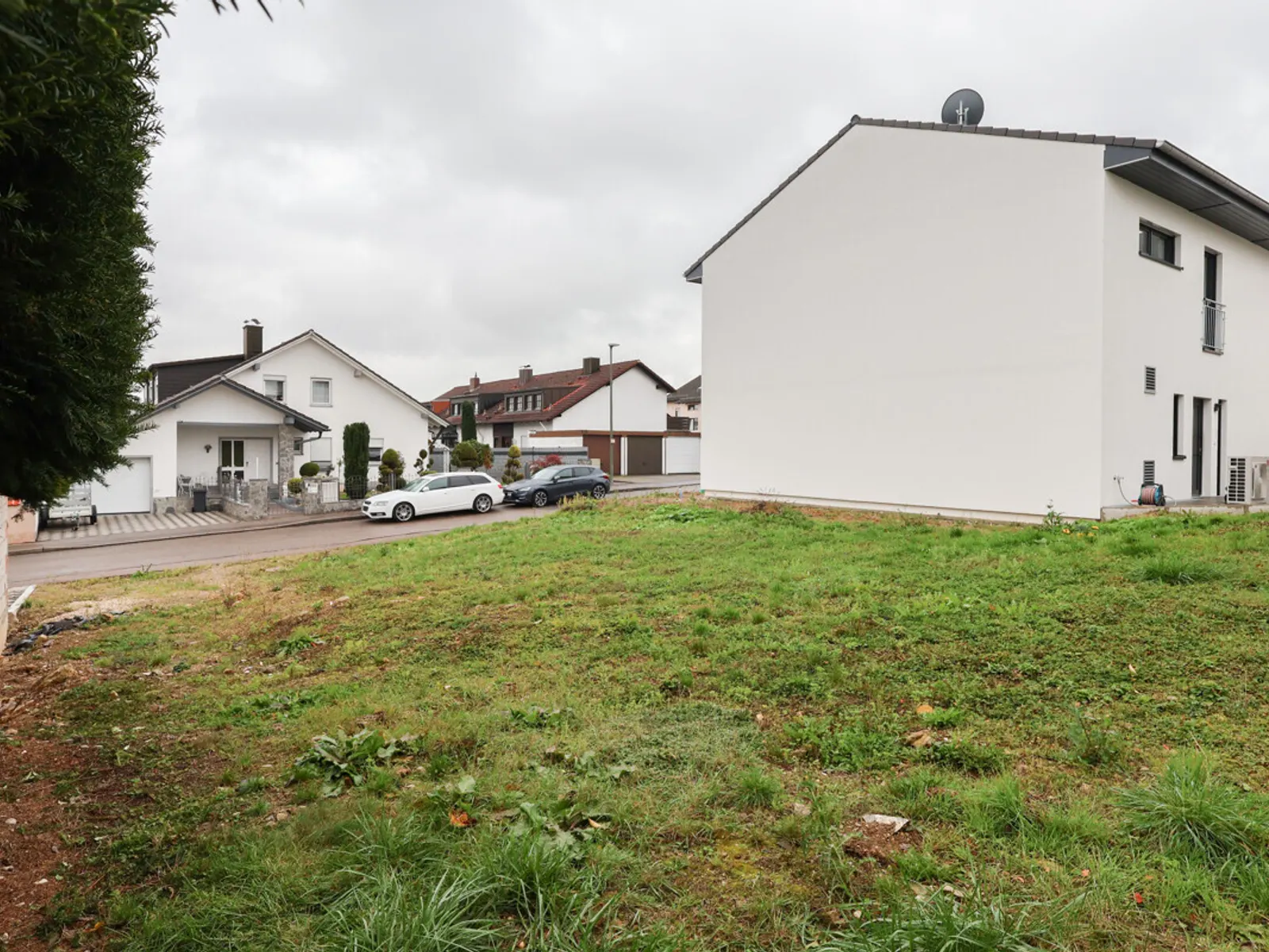 Traumhaftes Grundstück für eine DHH in begehrter Lage von Wettstetten - Bild 4