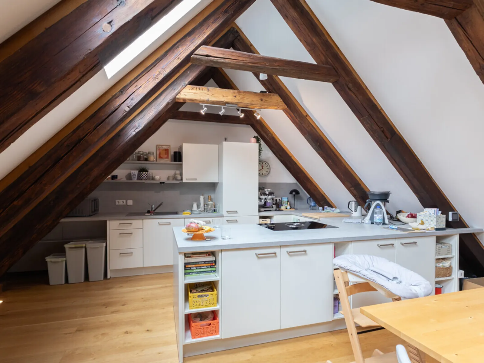 Liebevoll saniertes Denkmalobjekt - Stadtbauernhof mit 4-Wohnungen in der Innenstadt - Bild 10