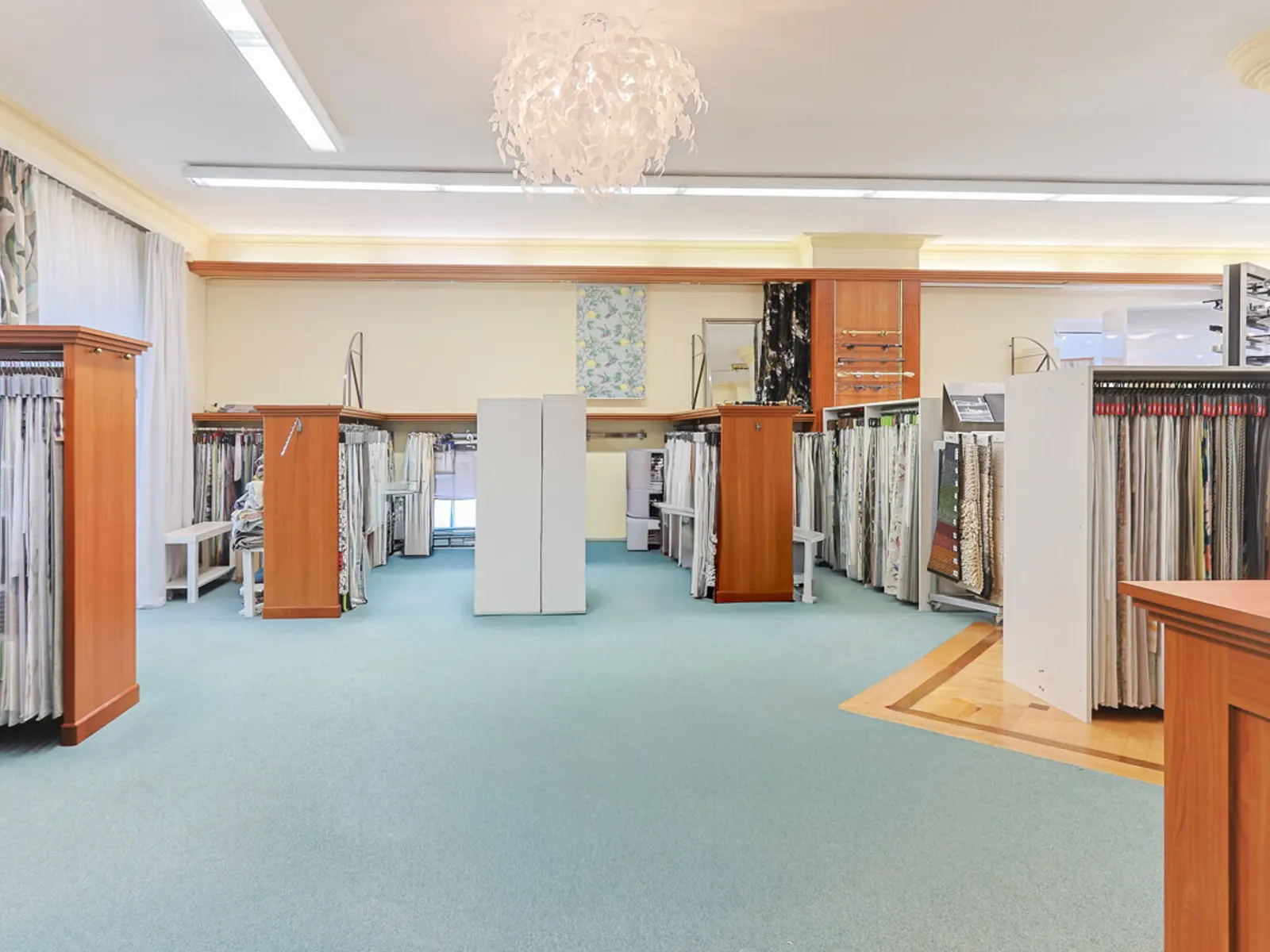 Ihr neuer Standort in Zuchering: Moderne Ladenfläche mit viel Potenzial! - Bild 10