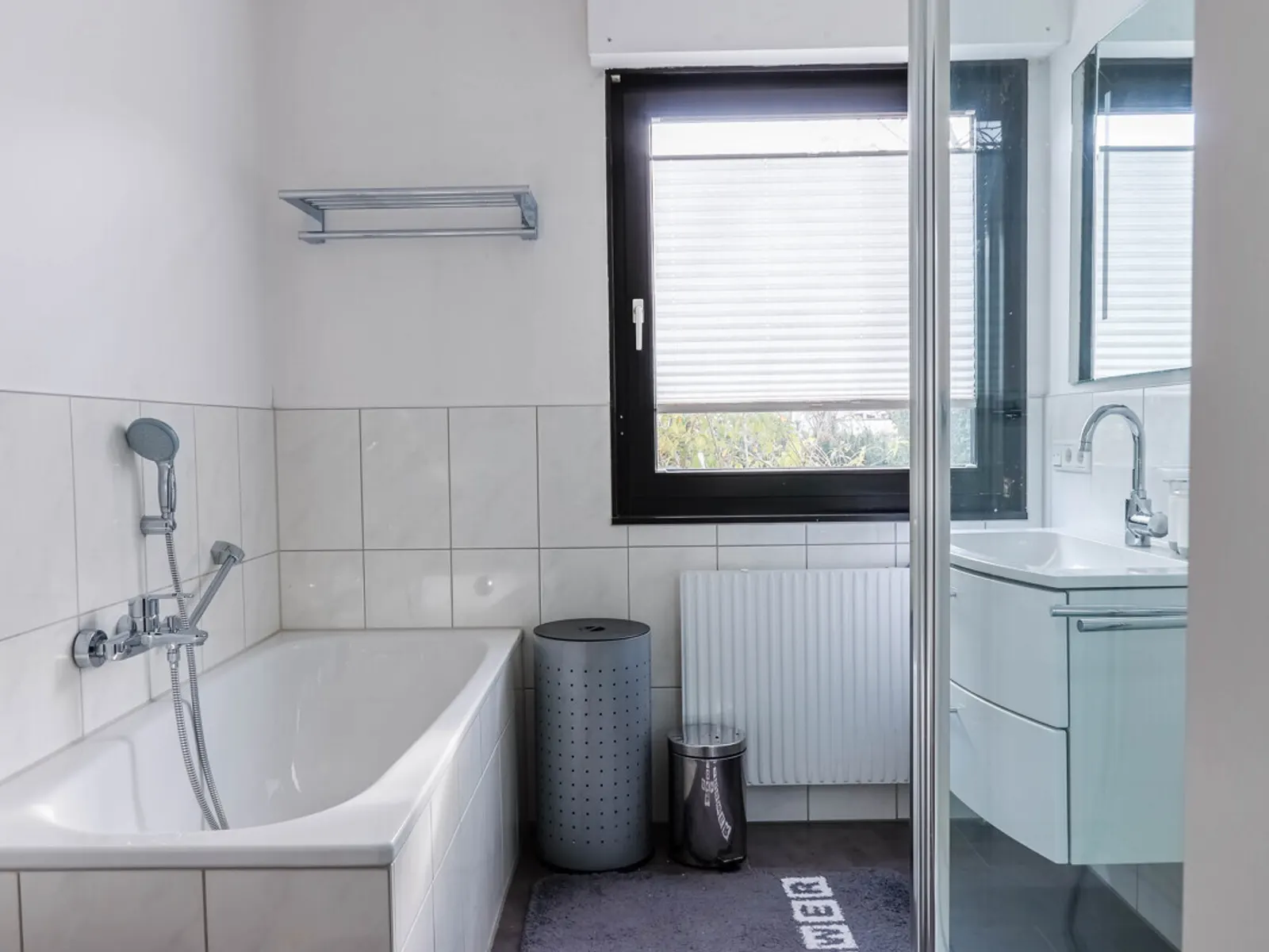 Charmantes Einfamilienhaus mit großem Garten - Bild 11