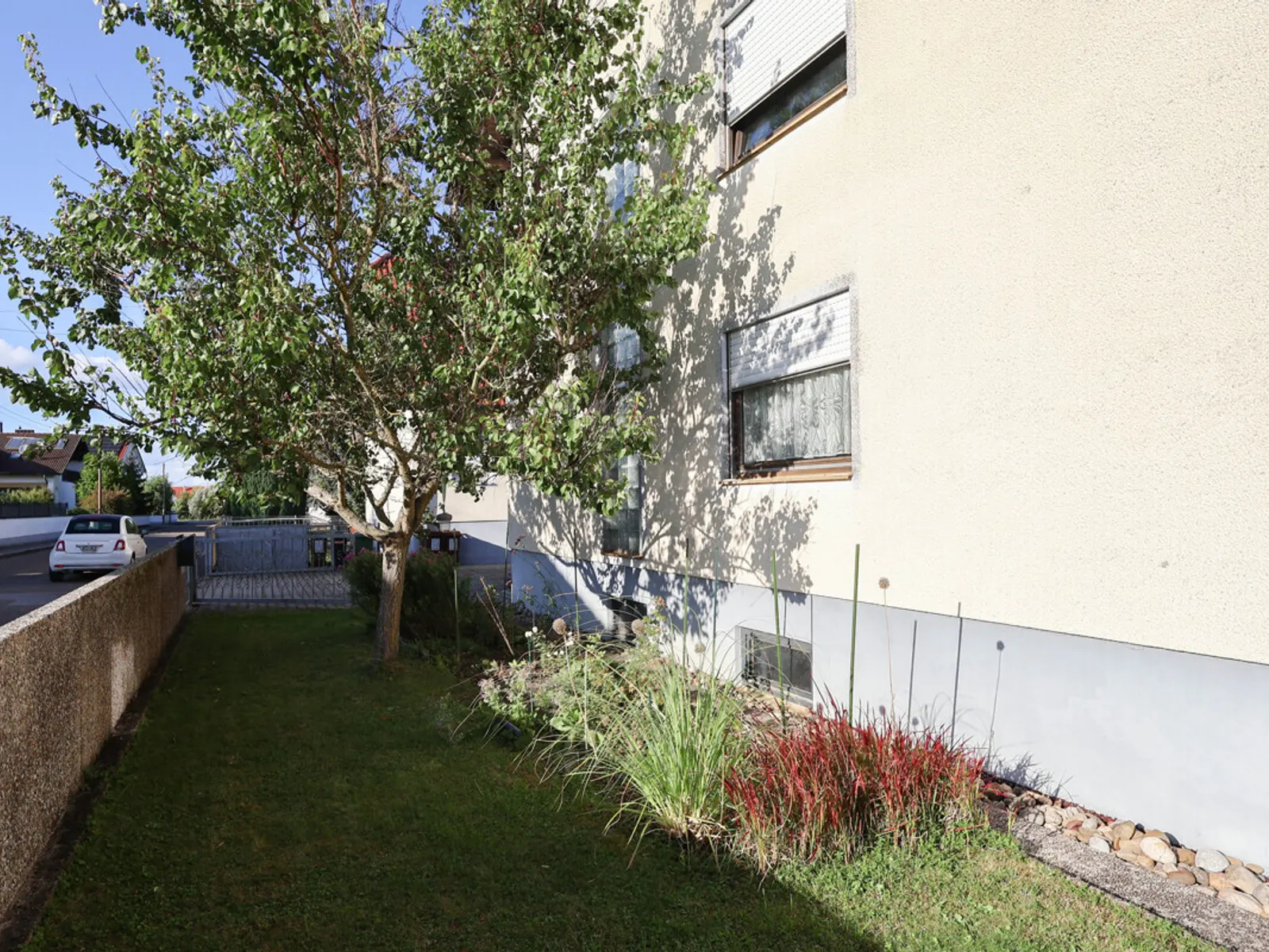 Jetzt vermieten, später selbst nutzen? 4-Zimmer-Wohnung mit Balkon & Garten in Gaimersheim! - Bild 12