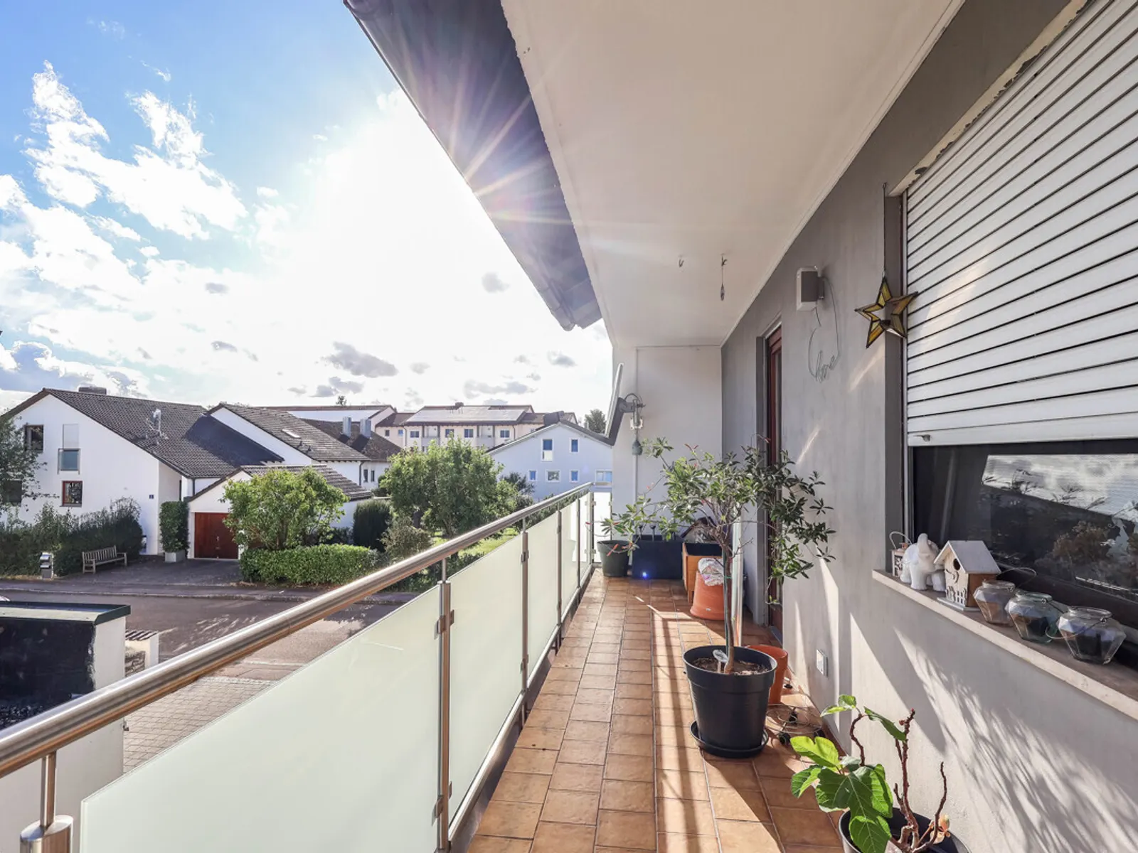 Sofort bezugsfreie 4-Zimmer-Wohnung mit Balkon in ruhiger Lage von Gaimersheim! - Bild 6