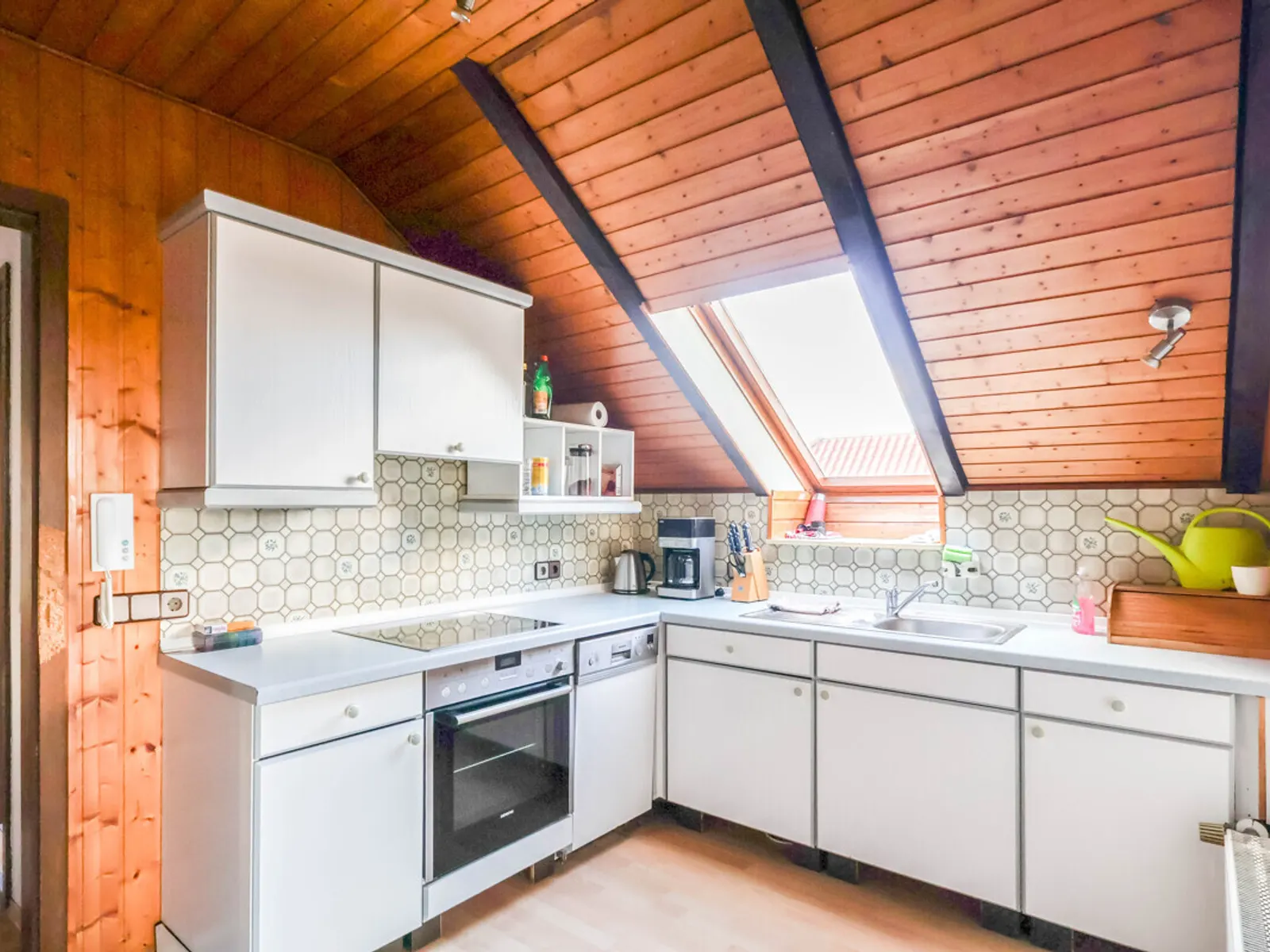 Sofort bezugsfreie 3-Zimmer-Wohnung mit Balkon in ruhiger Lage von Gaimersheim! - Bild 5