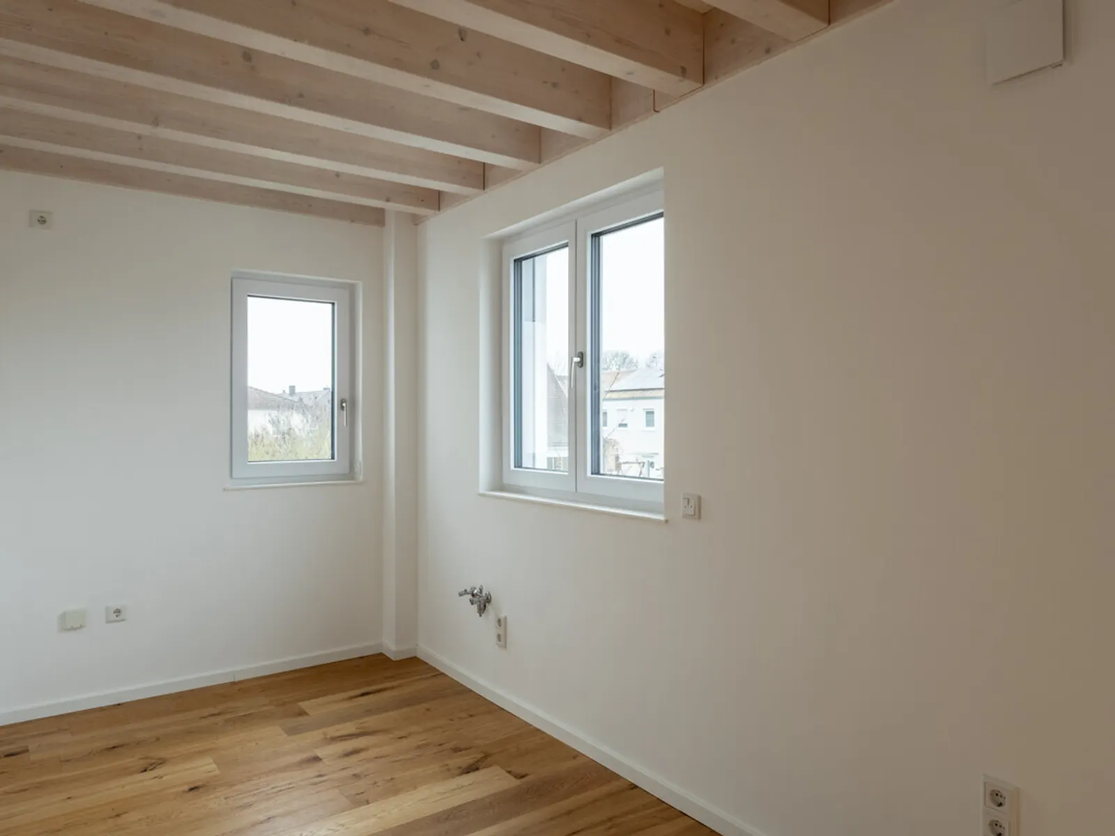 Hochwertige Neubauwohnung mit großer Terrasse im 1. Obergeschoss mit Aufzug! - Bild 4