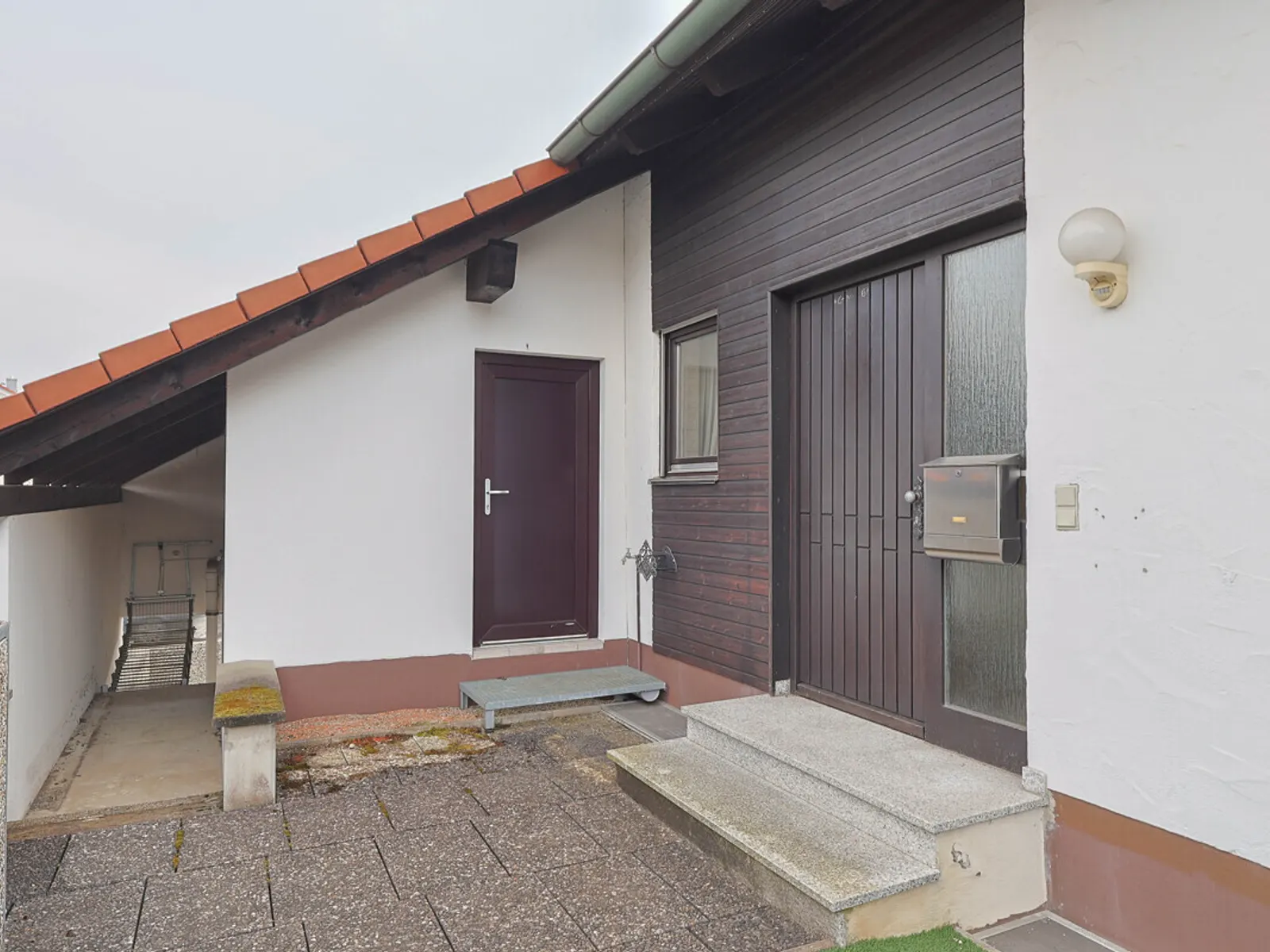 Handwerker gesucht - Reihenendhaus in Wettstetten mit großem Entwicklungspotenzial! - Bild 4