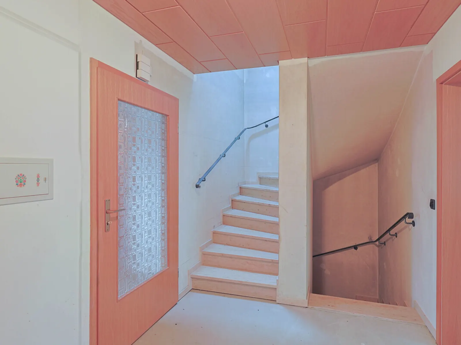 Handwerker gesucht - Reihenendhaus in Wettstetten mit großem Entwicklungspotenzial! - Bild 6