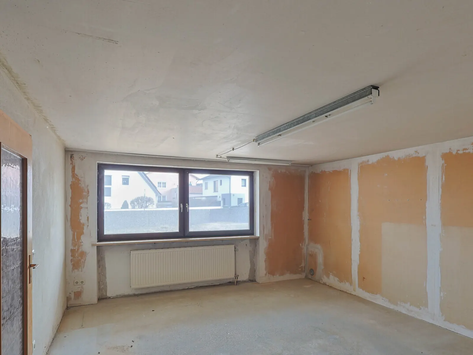 Handwerker gesucht - Reihenendhaus in Wettstetten mit großem Entwicklungspotenzial! - Bild 22