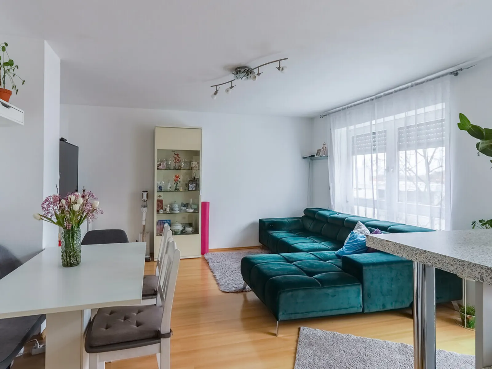 Helle 3-Zimmer-Wohnung mit Südbalkon in Friedrichshofen - Bild 9