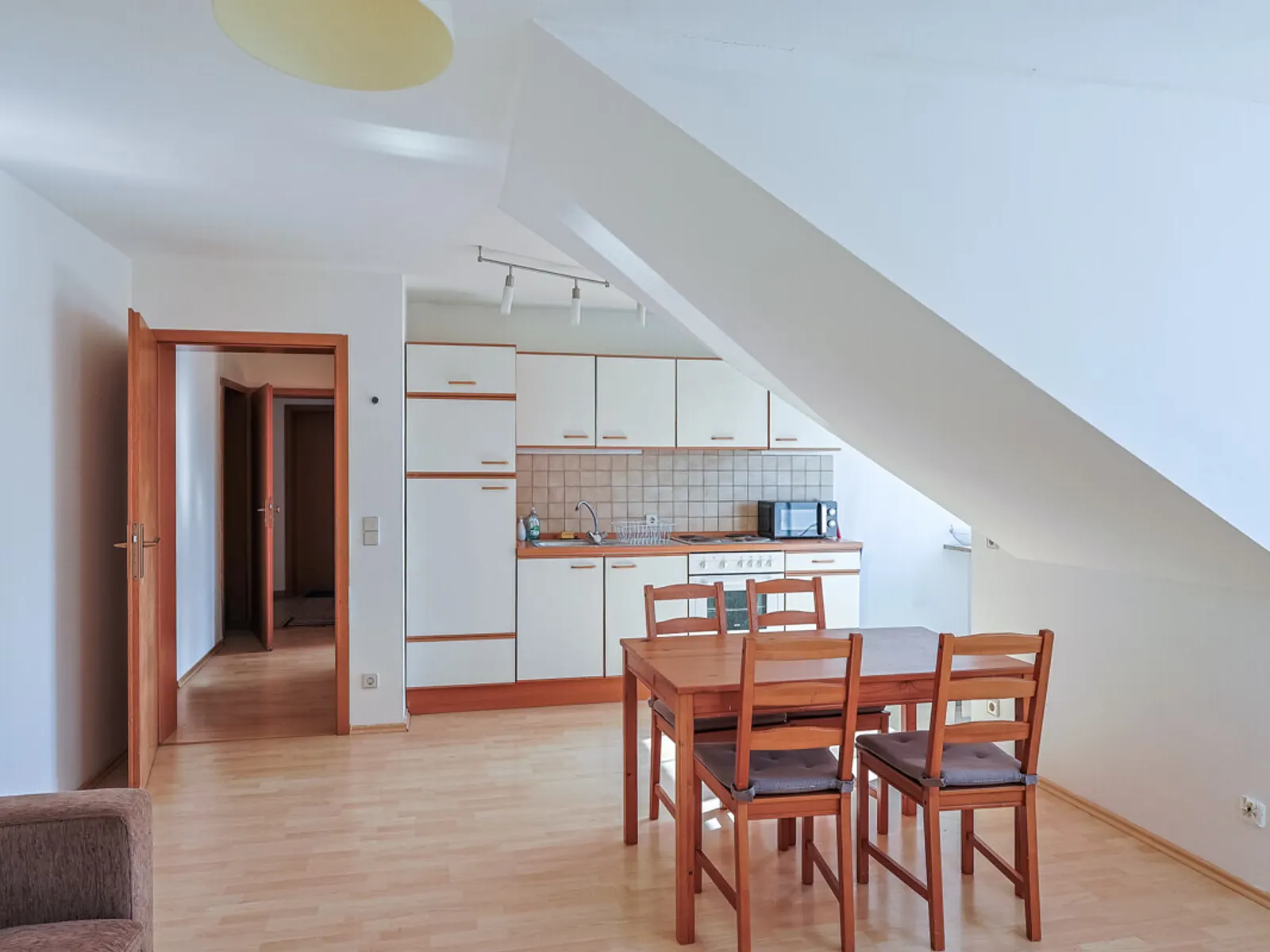 Gemütliche 2-Zimmer-Wohnung Nähe Klinikum - Bild 5