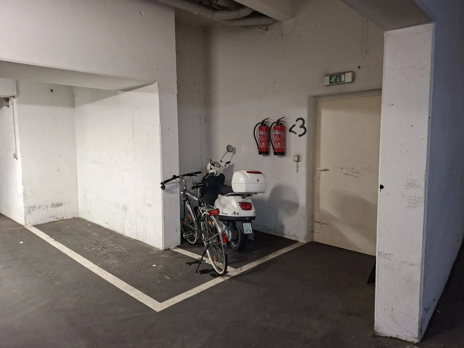 Motorrad-Tiefgaragenstellplatz - Bild 3