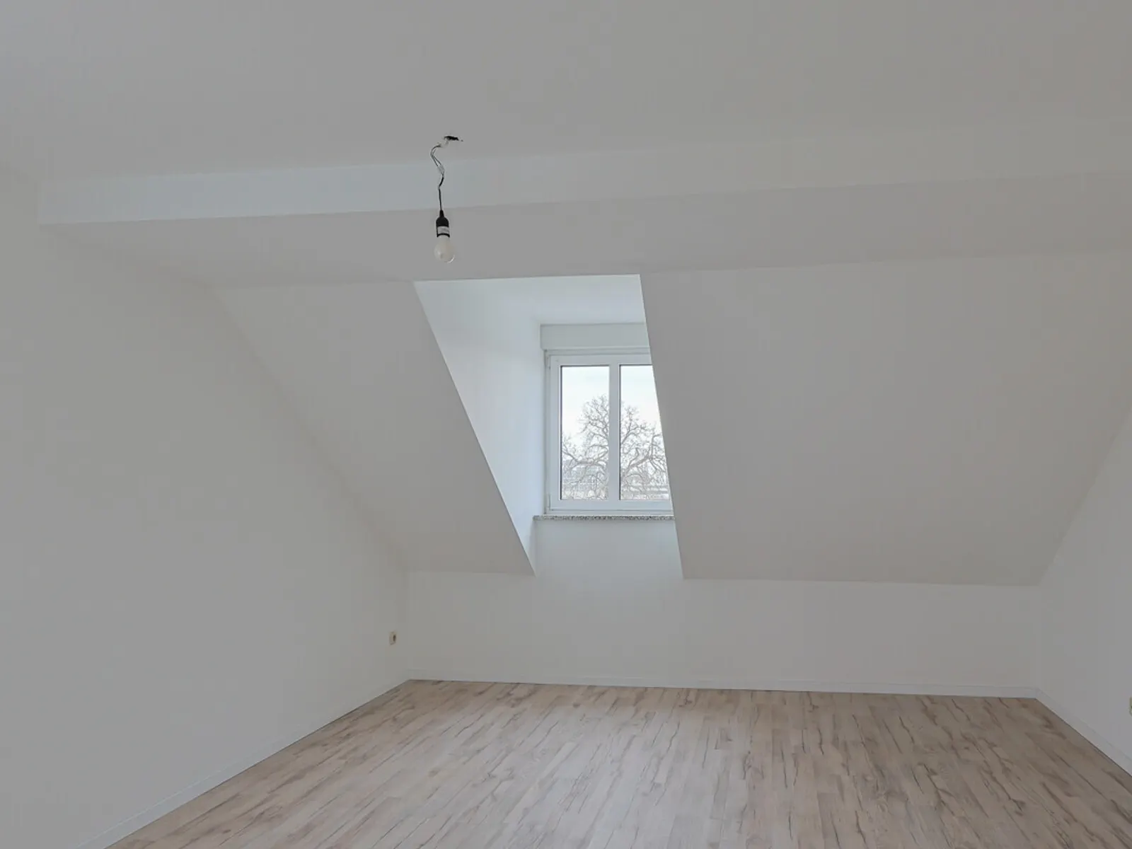 Gepflegte 2-Zimmer-Wohnung in guter Wohnlage - Bild 5